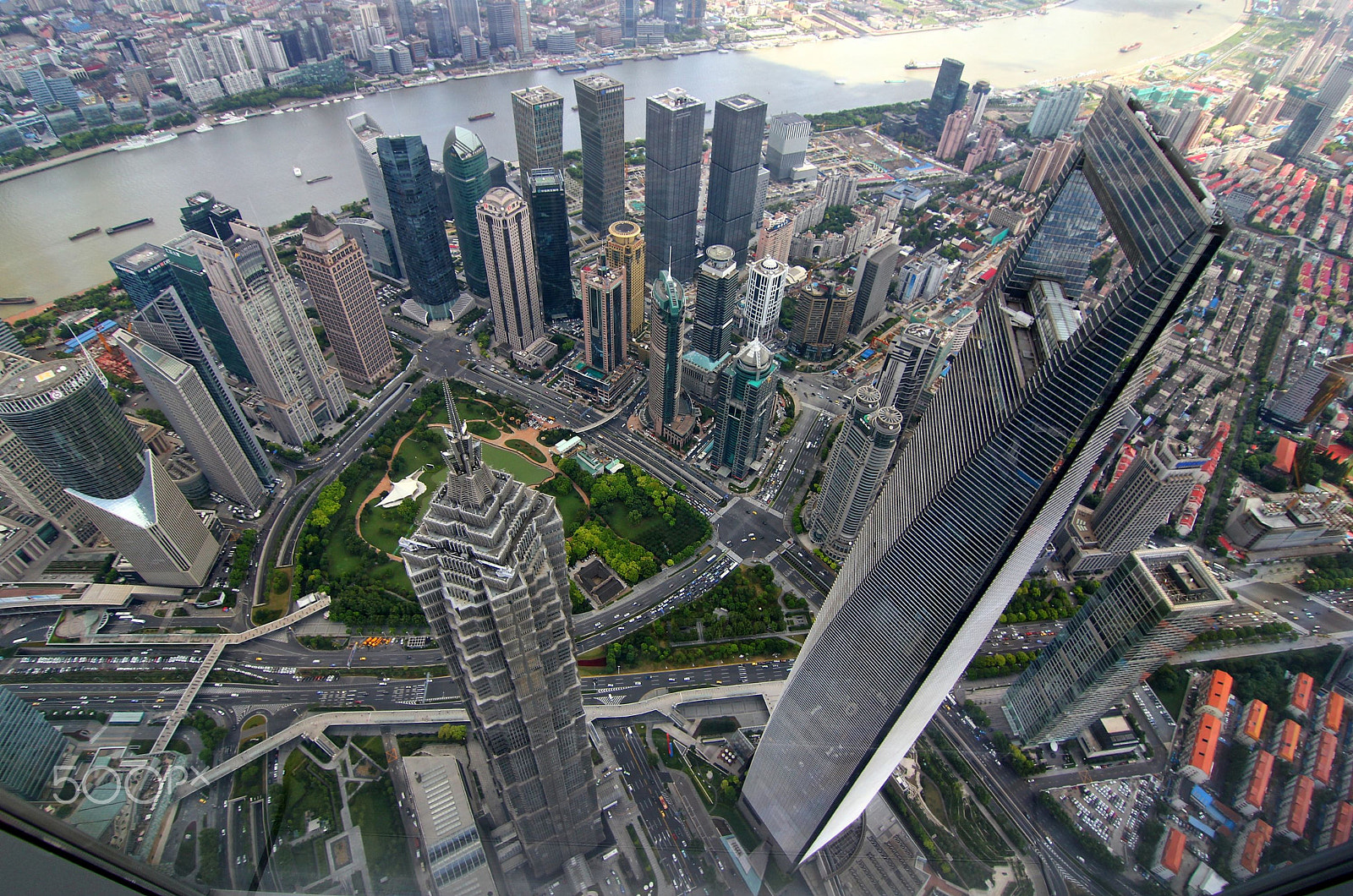 Canon EOS 550D (EOS Rebel T2i / EOS Kiss X4) sample photo. Shanghai from 600 meter height photography