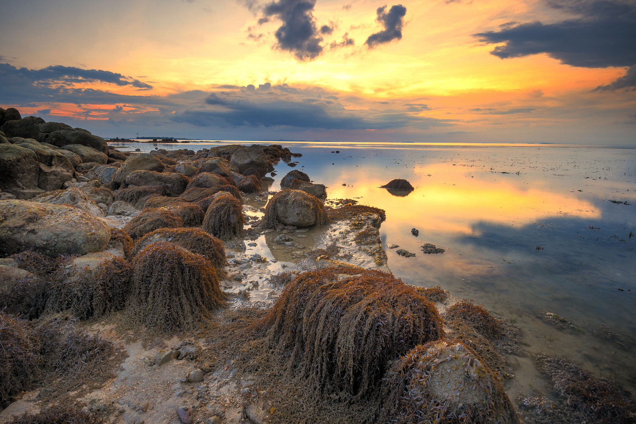 Nikon AF-S Nikkor 16-35mm F4G ED VR sample photo. Dompak island,tanjungpinang. photography