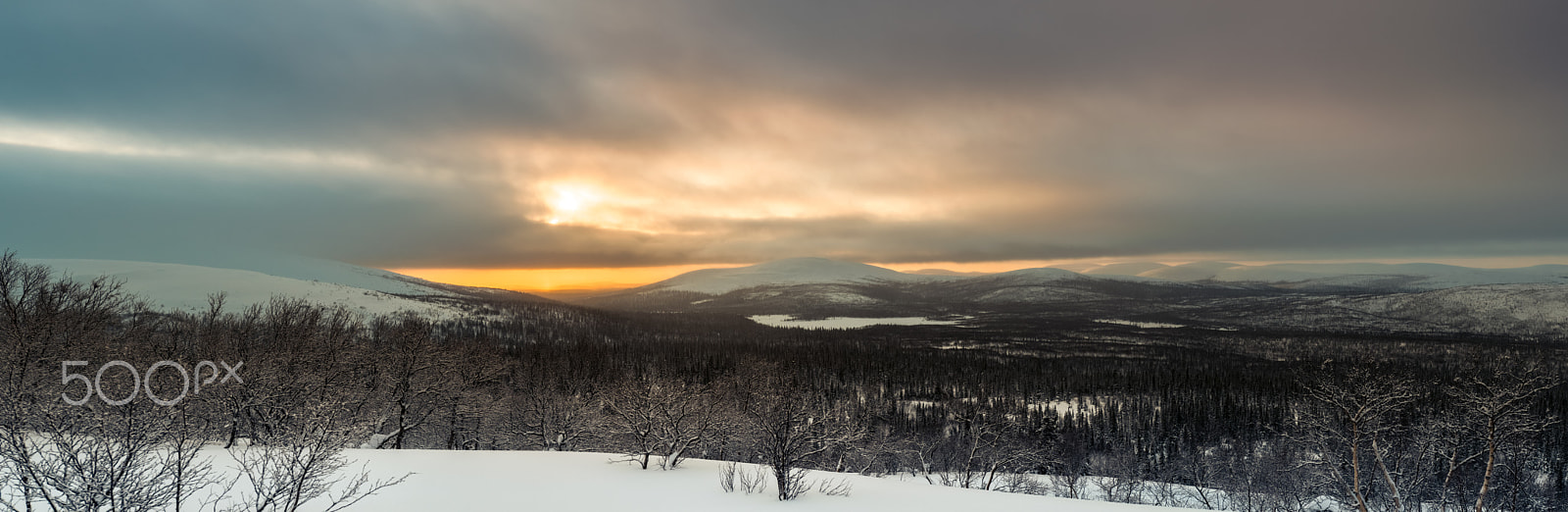 Nikon D3300 + Sigma 18-35mm F1.8 DC HSM Art sample photo. Lapland sun photography