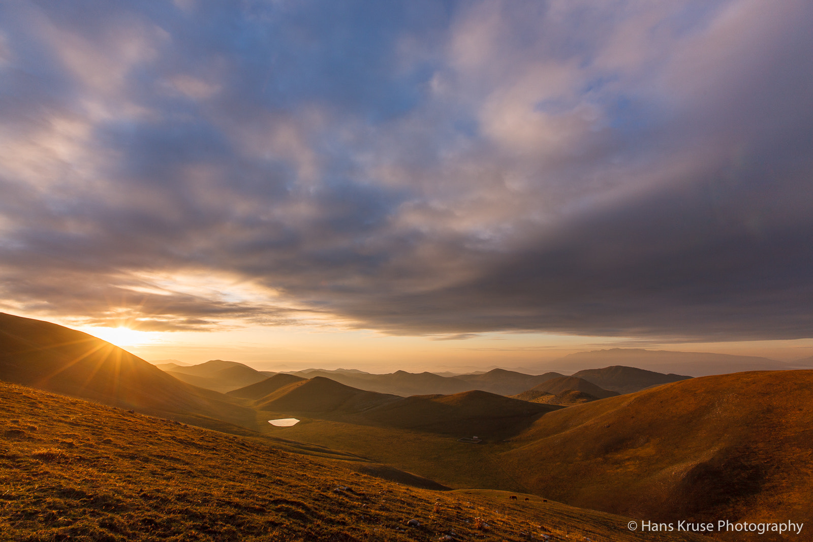 Canon EOS-1Ds Mark III sample photo. Morning in campo imparatore photography