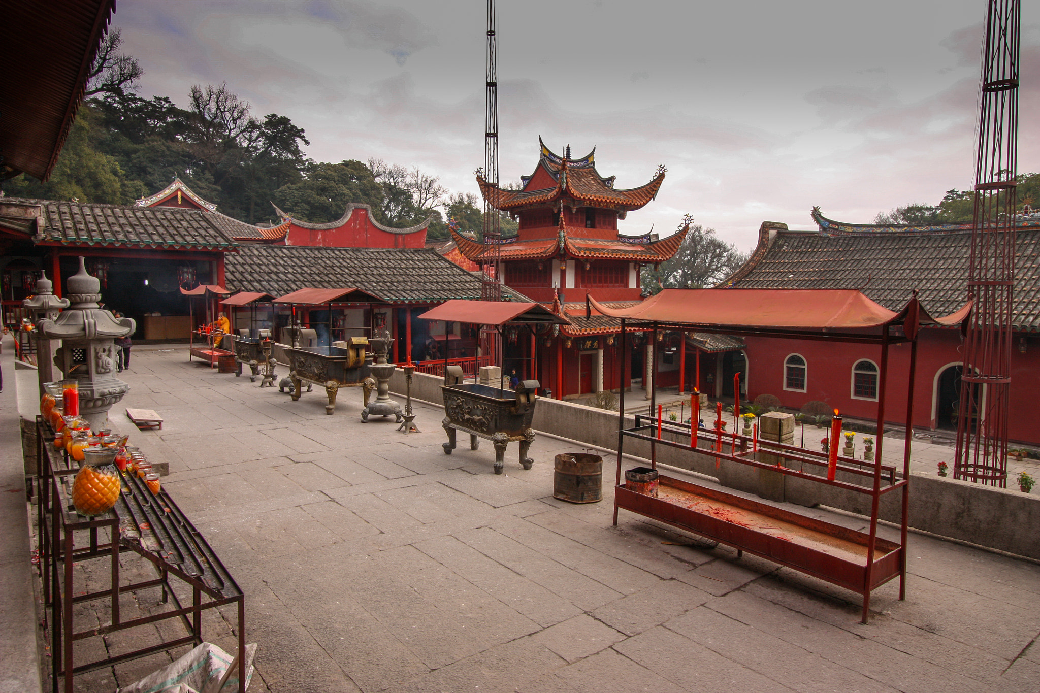 Canon EOS 450D (EOS Rebel XSi / EOS Kiss X2) sample photo. The worship platform, yongquan temple. photography