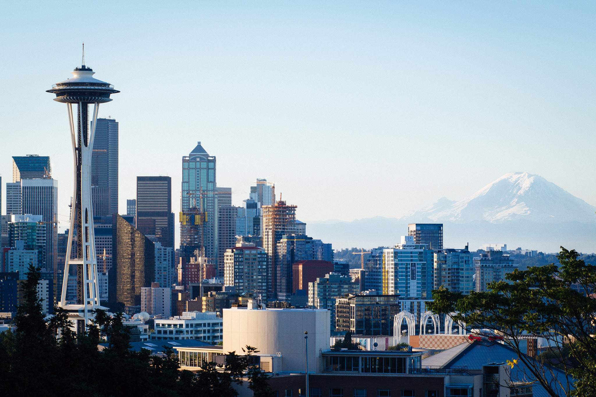 Canon EF 85mm F1.8 USM sample photo. Sunrise over seattle photography