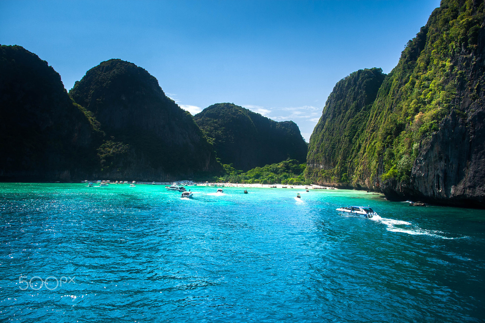 Sigma 18-50mm f/3.5-5.6 DC sample photo. Maya bay photography