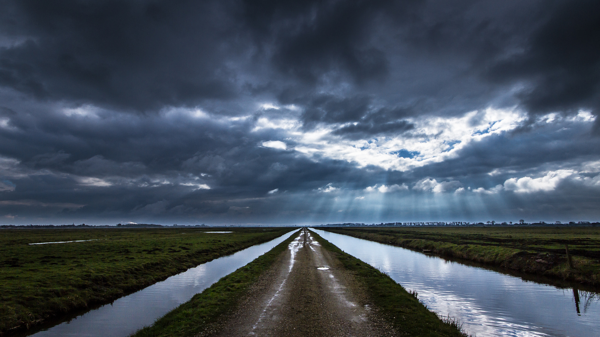 Canon EOS 7D sample photo. Dutch sky and road photography