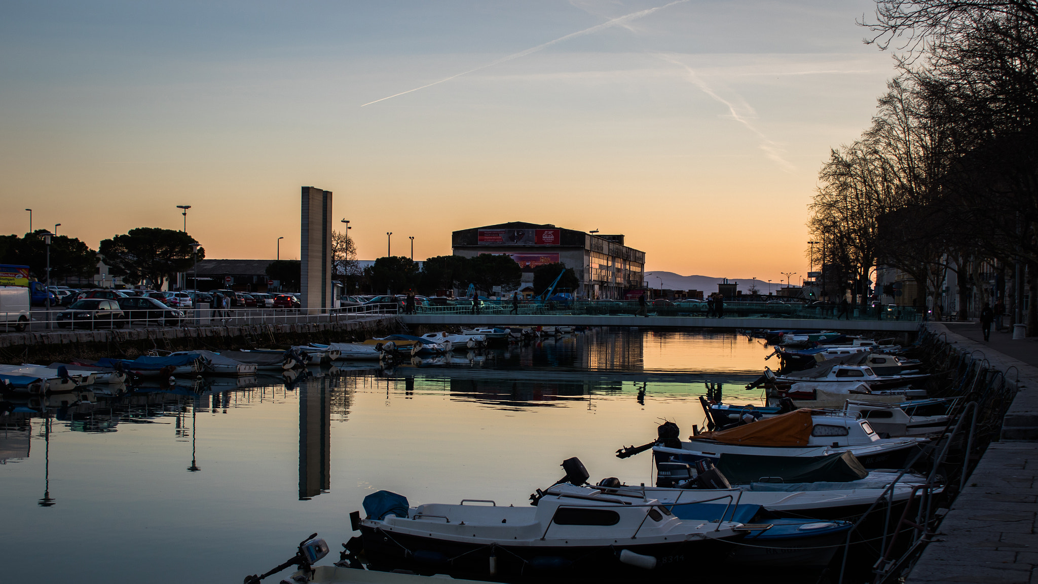 Canon EF-S 18-55mm F3.5-5.6 III sample photo. Peaceful afternoon in rijeka photography