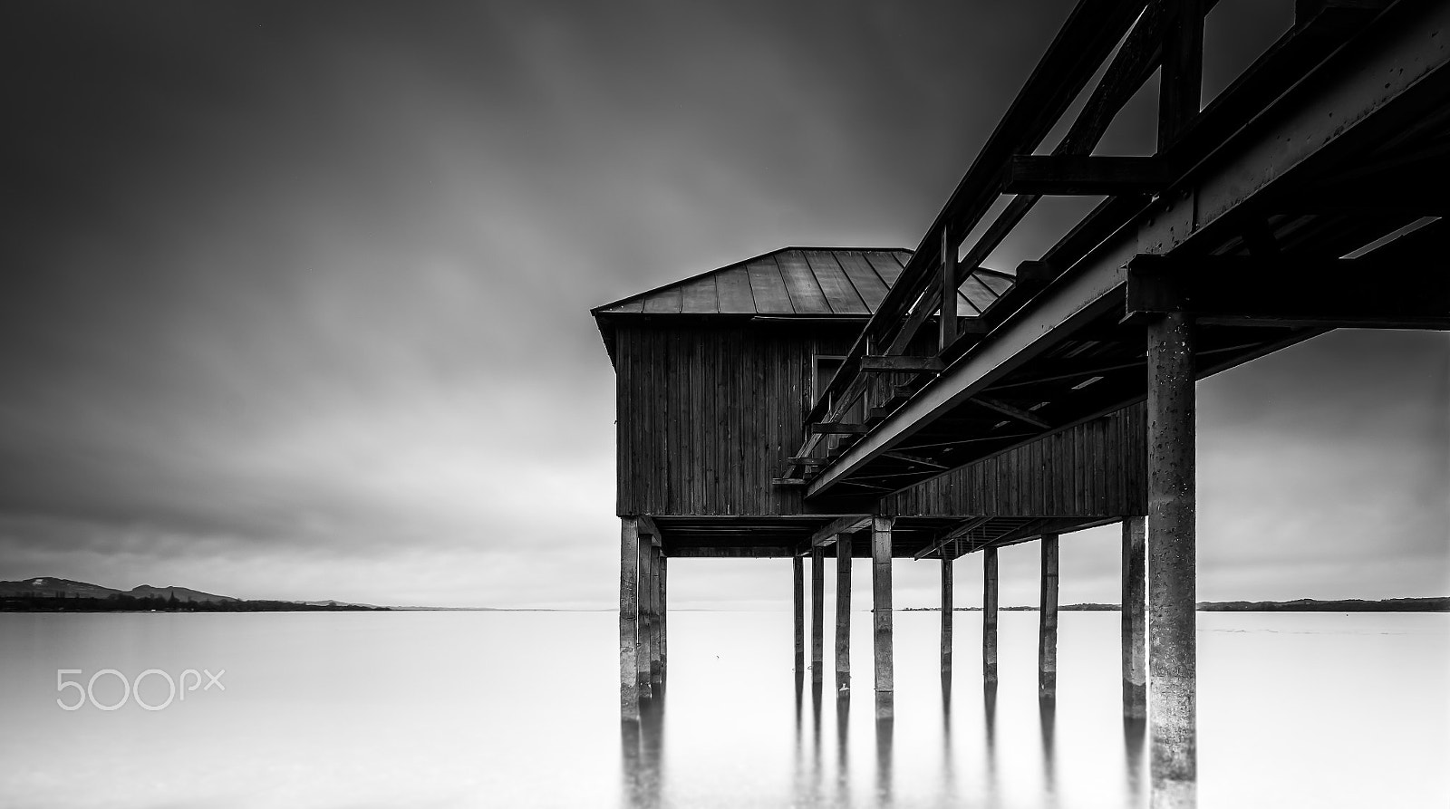 Sigma AF 10-20mm F4-5.6 EX DC sample photo. Faded lake photography