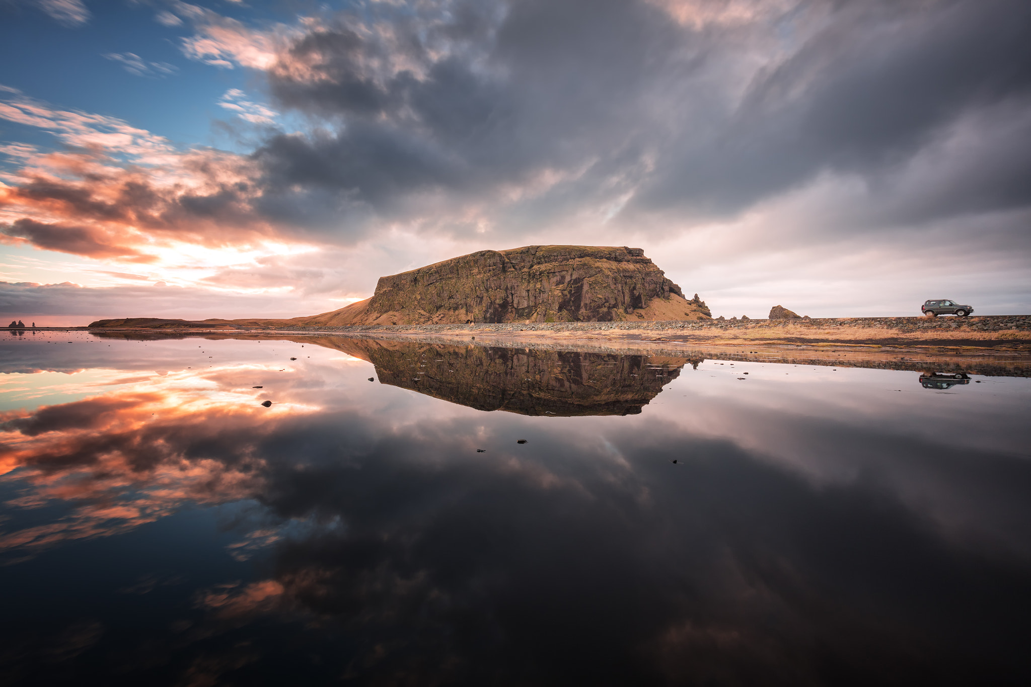 Canon EOS 5DS R + Canon EF 16-35mm F4L IS USM sample photo. [icelandic road...] photography