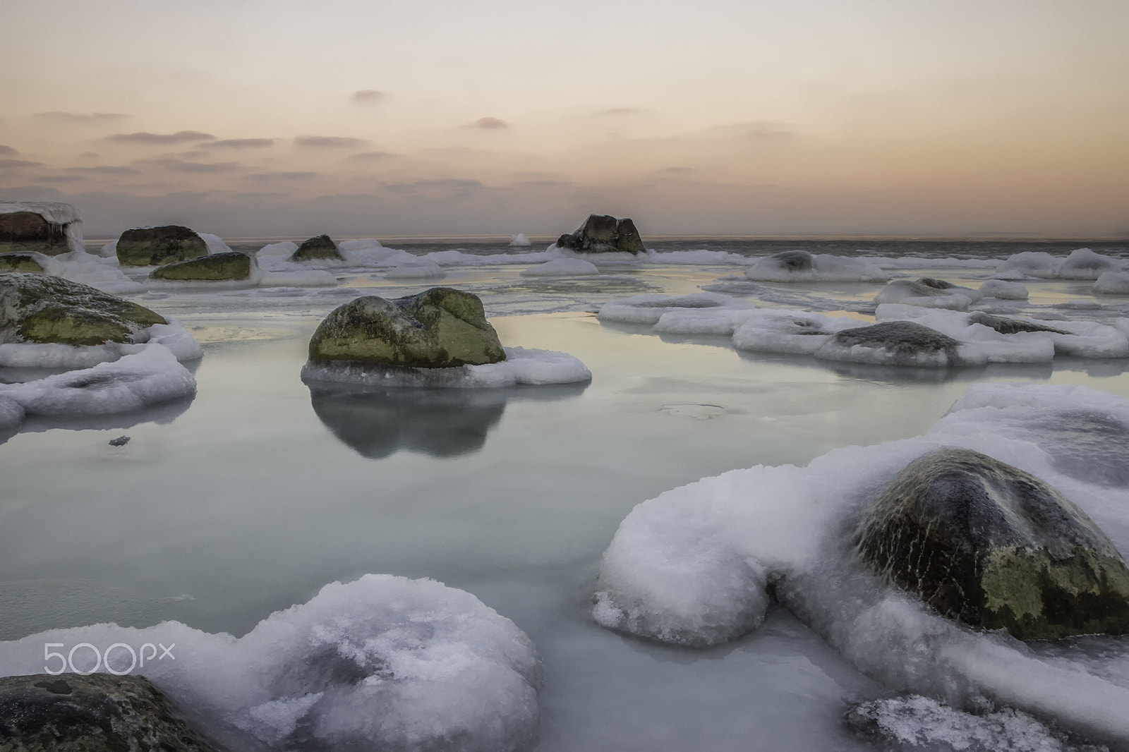 Sigma 18-250mm F3.5-6.3 DC OS HSM sample photo. Last ice photography