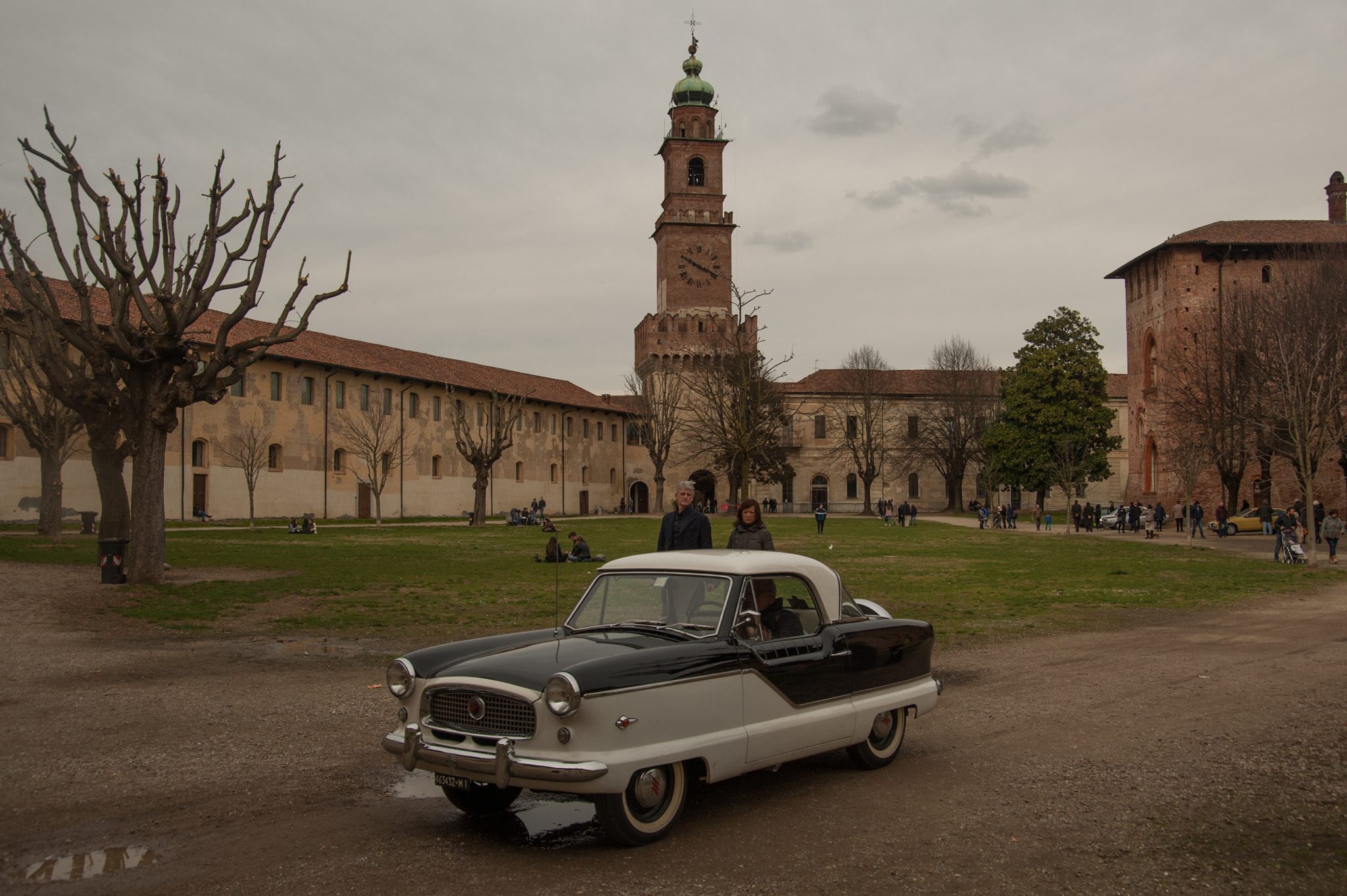 Nikon D700 sample photo. Back to the future photography
