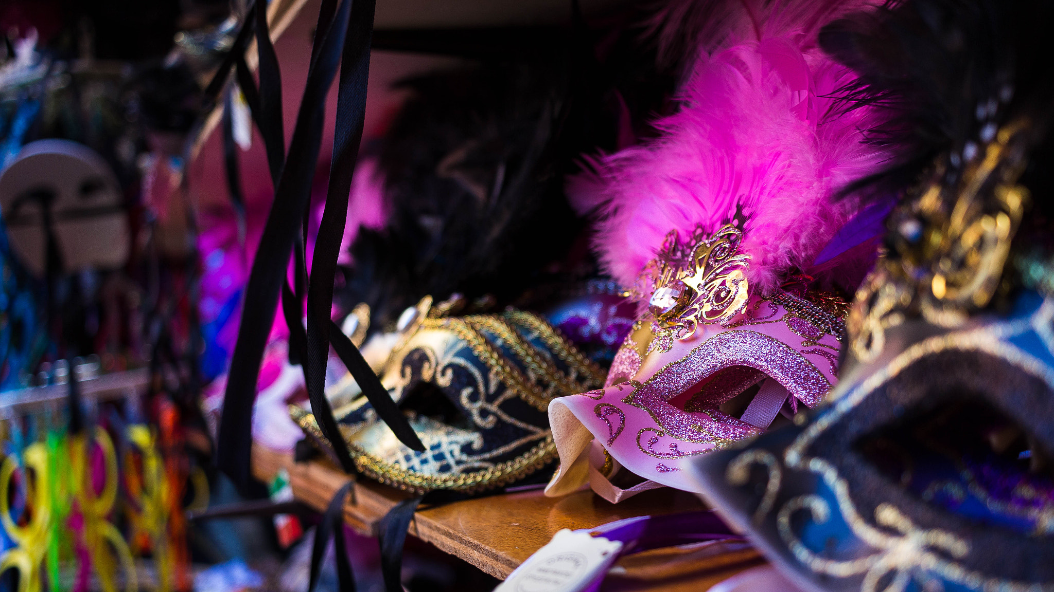 Canon EF-S 24mm F2.8 STM sample photo. Venice masks photography