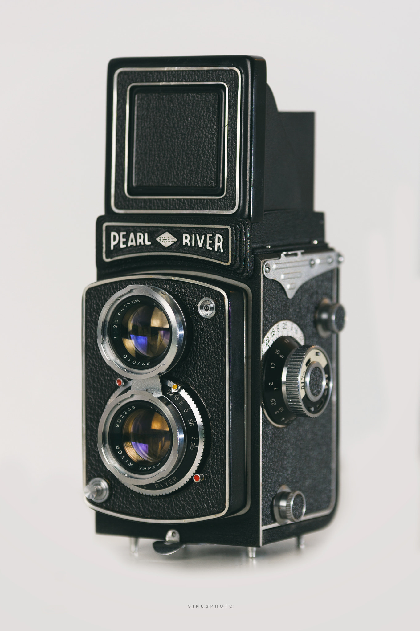 Sigma 70-200mm F2.8 EX DG OS HSM sample photo. Pearl river tlr camera photography
