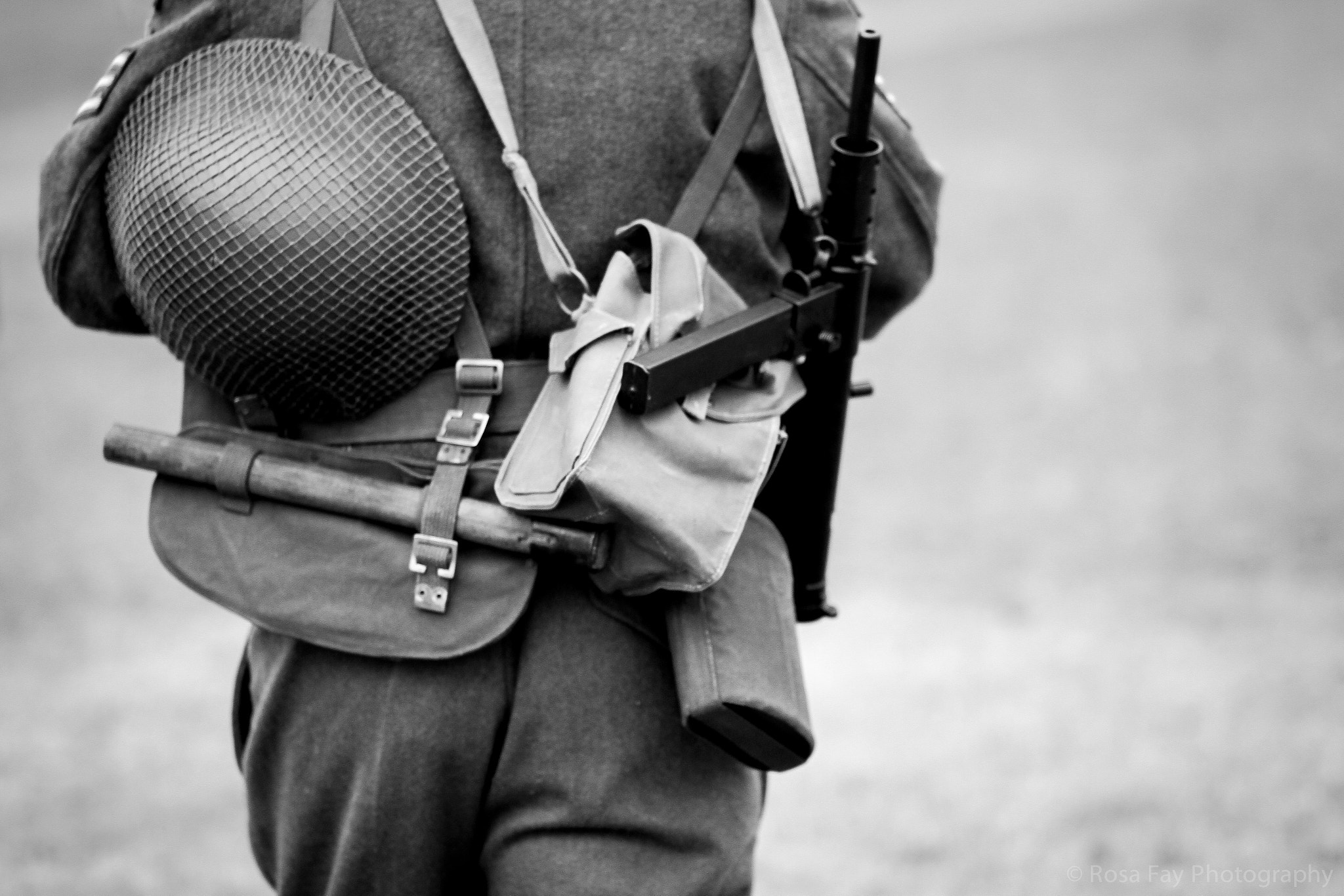 Canon EOS 7D + Canon EF 85mm F1.8 USM sample photo. War photography