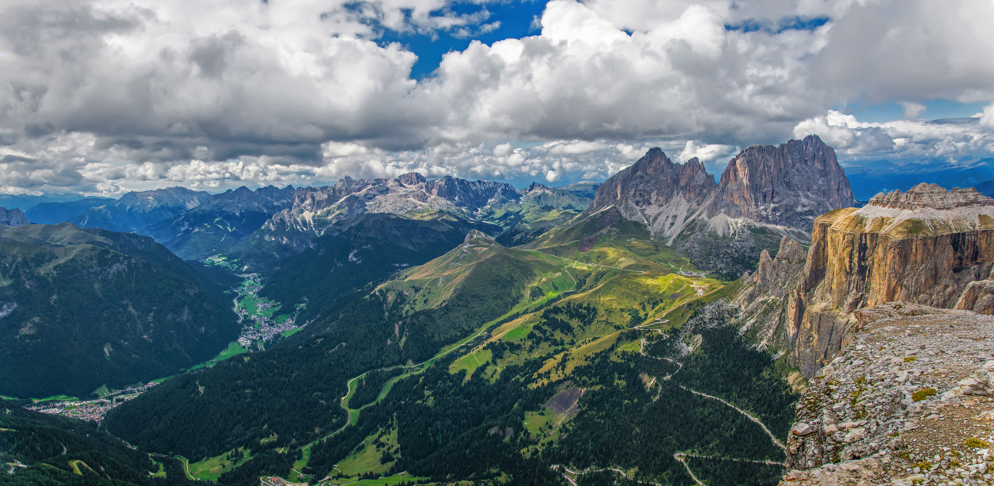 Nikon D7100 + Sigma 17-70mm F2.8-4 DC Macro OS HSM sample photo. Bright peaks, shadowy valleys photography