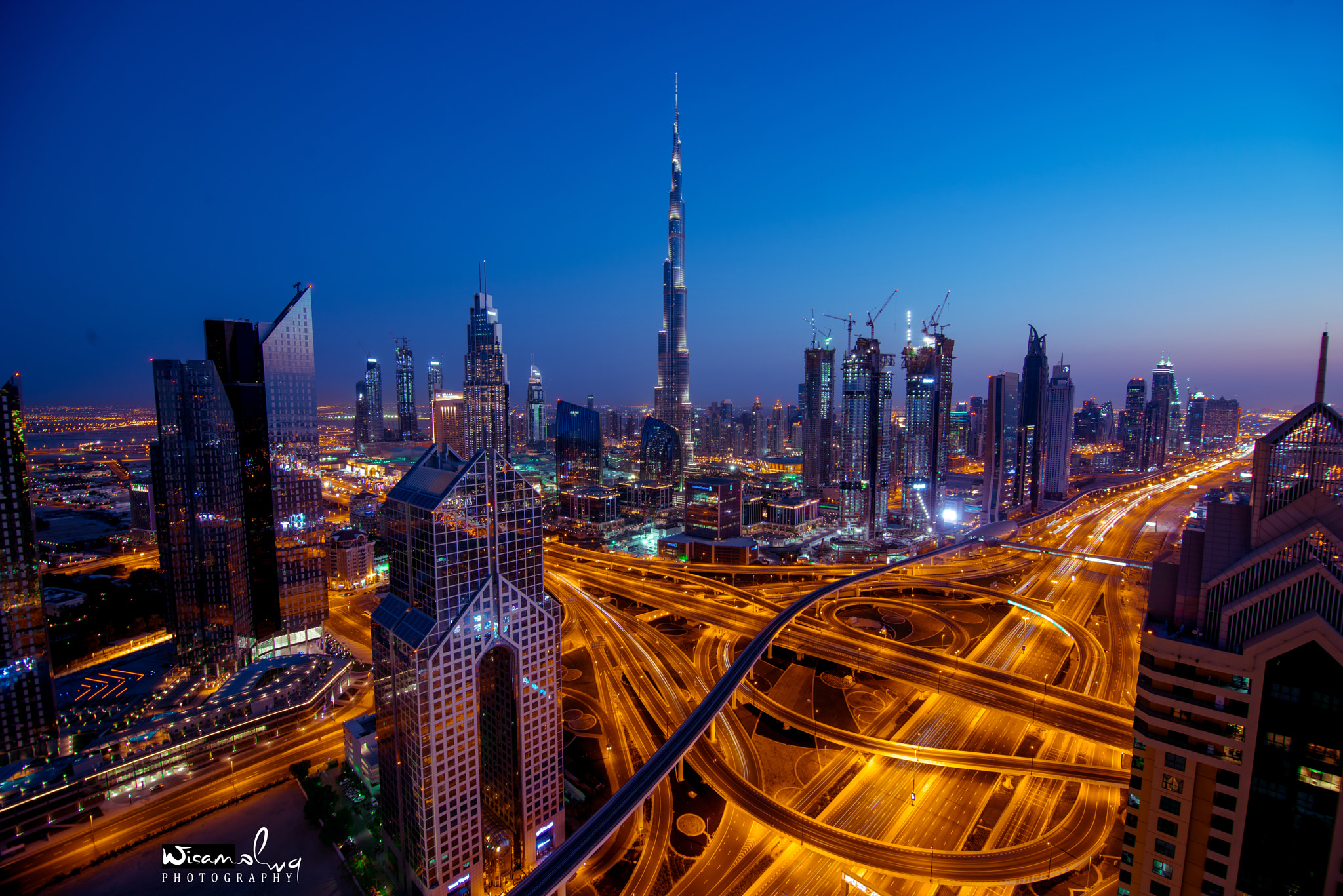 Tokina AT-X Pro 11-16mm F2.8 DX sample photo. Burj khalifa dubai photography