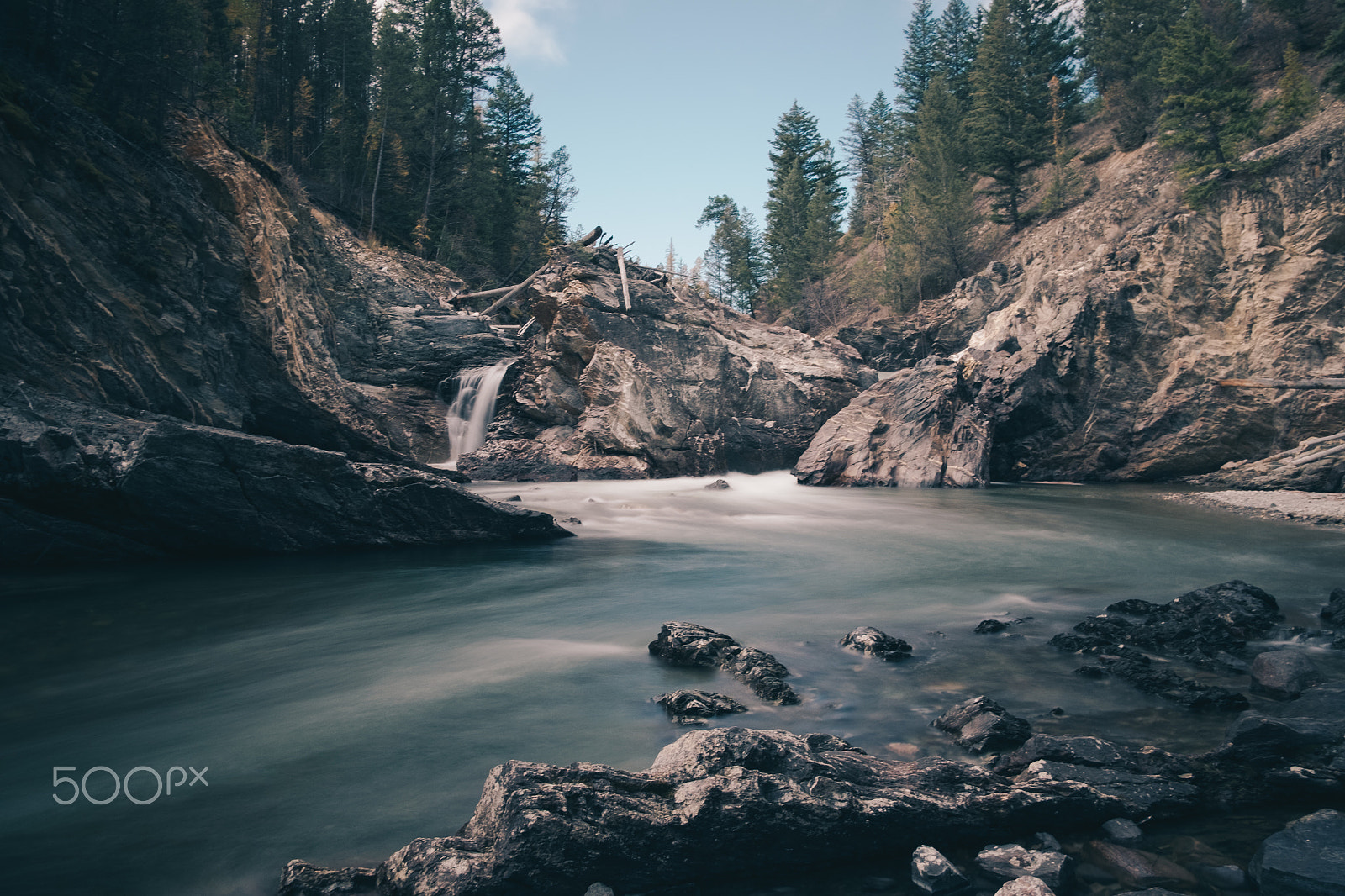 Fujifilm X-T1 + Fujifilm XF 18mm F2 R sample photo. Calm day at findley falls photography