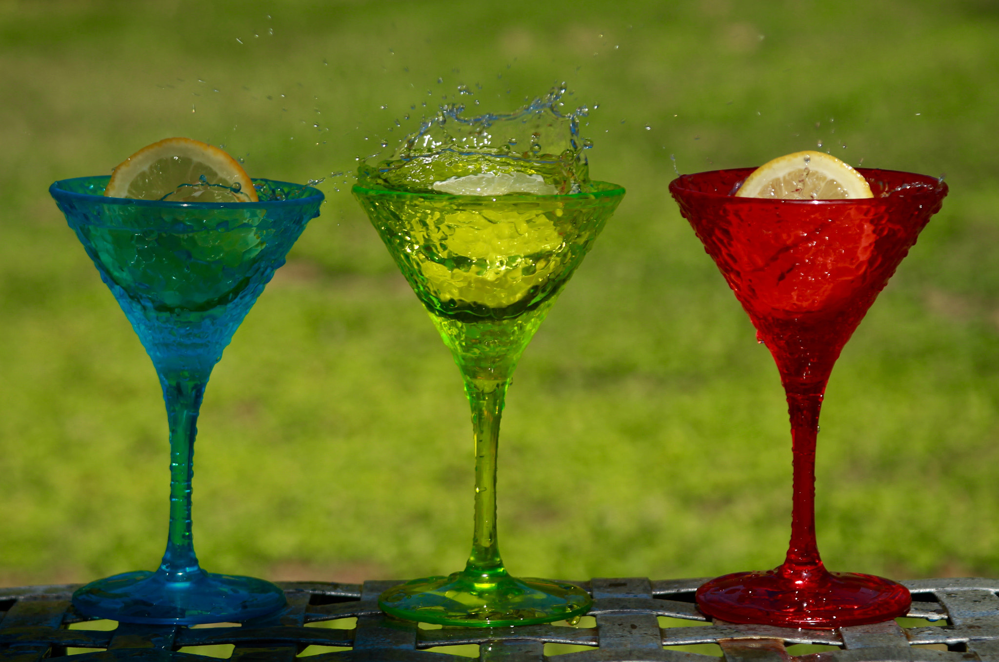 Canon EF 28-90mm f/4-5.6 sample photo. Trois verres ! photography
