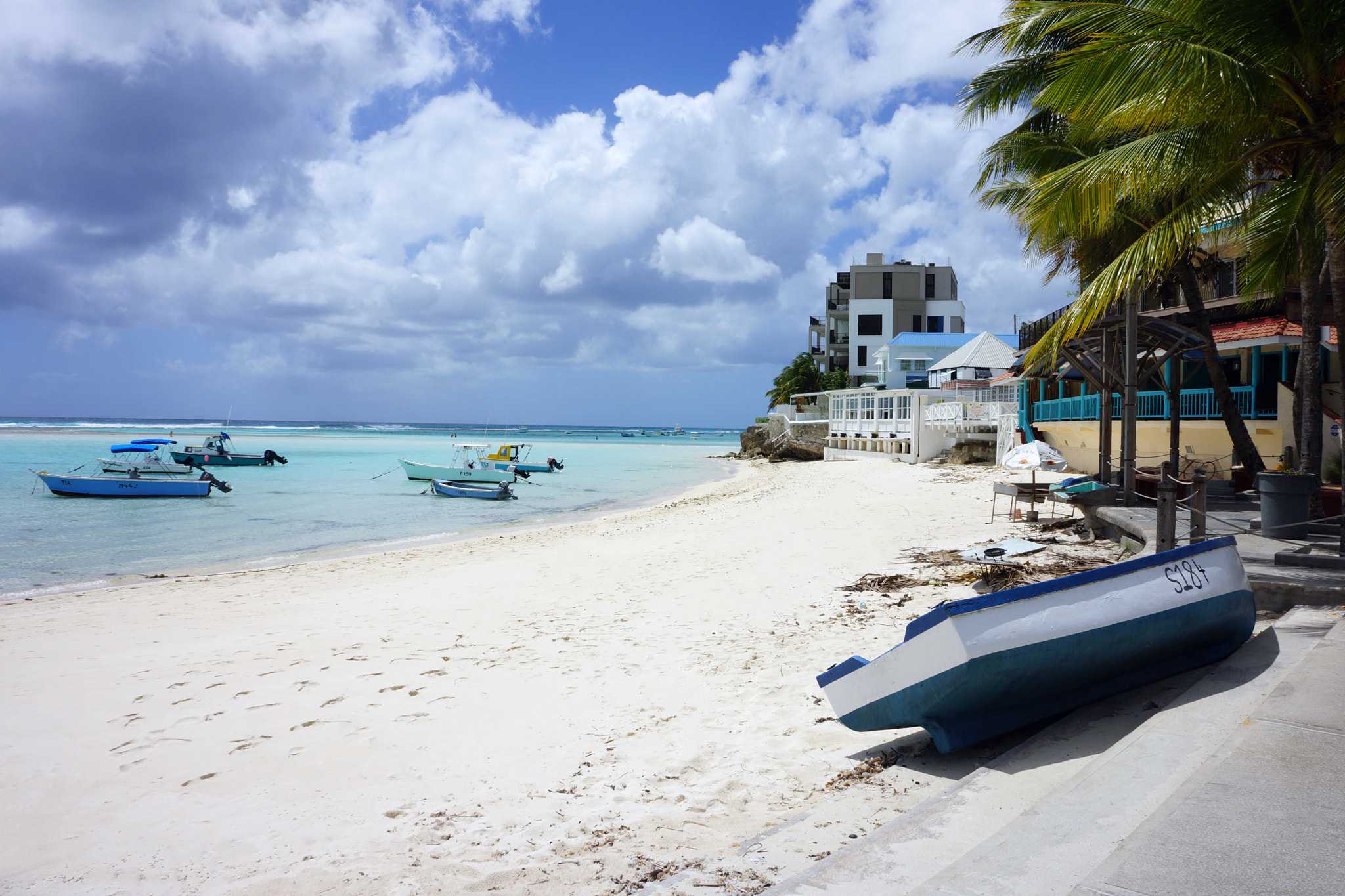 Sony Alpha NEX-7 + Sony E 18-55mm F3.5-5.6 OSS sample photo. Relax in barbados photography