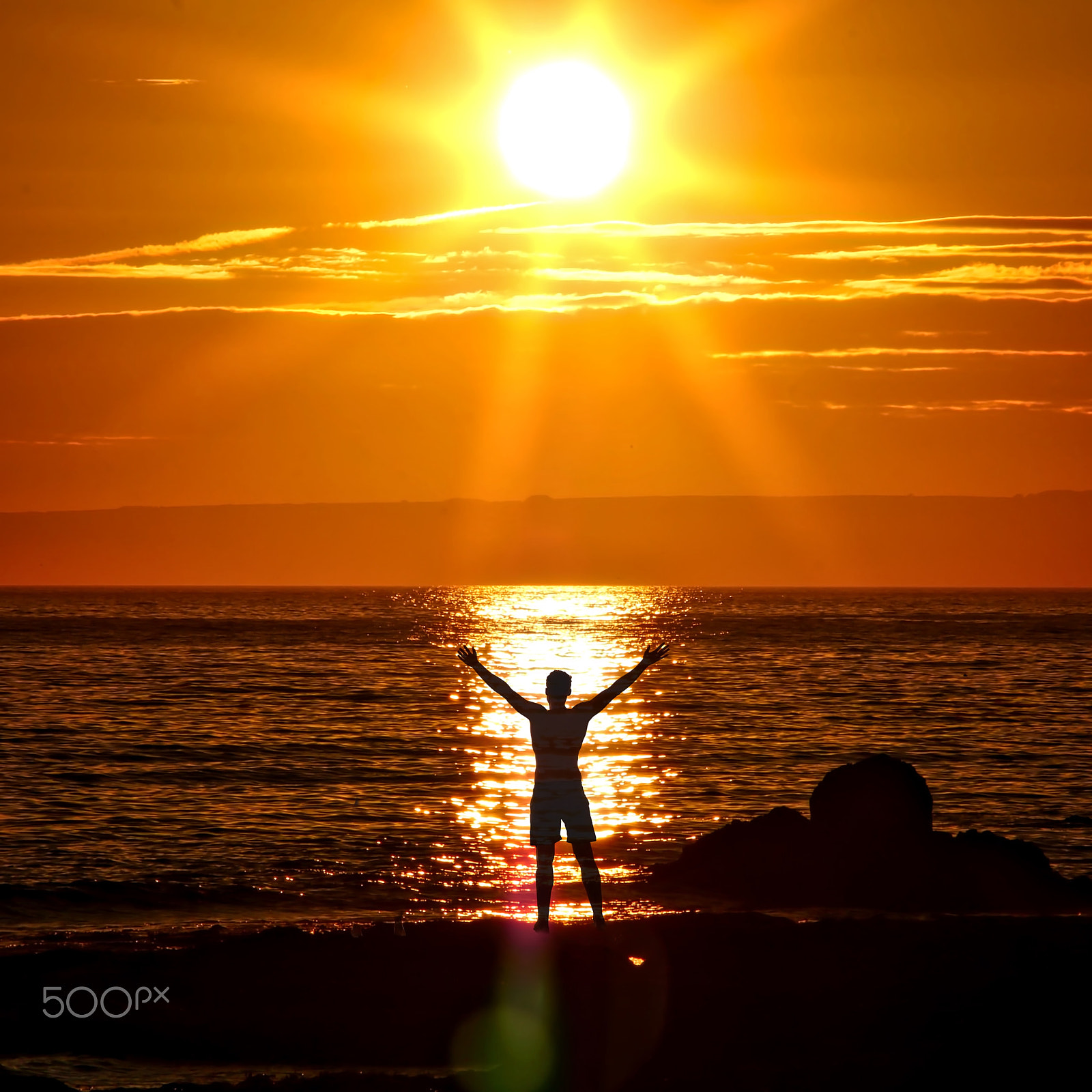 Sigma 18-250mm F3.5-6.3 DC OS HSM sample photo. Sunset at hope cove, devon, uk photography