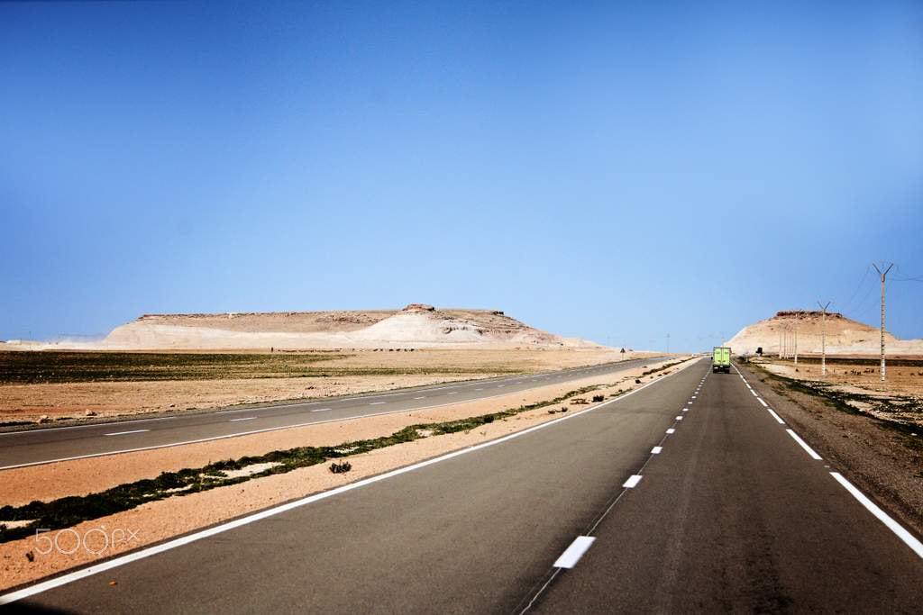 Canon EF-S 18-55mm F3.5-5.6 II sample photo. Marakech and maroc photography