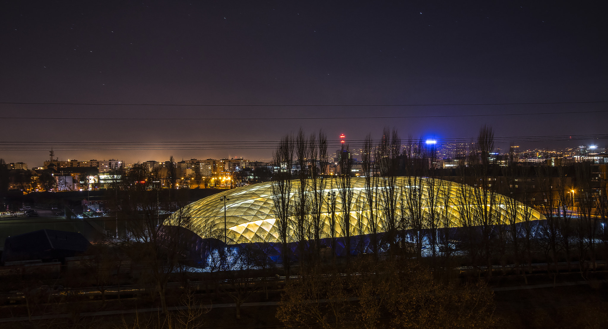 Sigma AF 10-20mm F4-5.6 EX DC sample photo. Arena @night photography