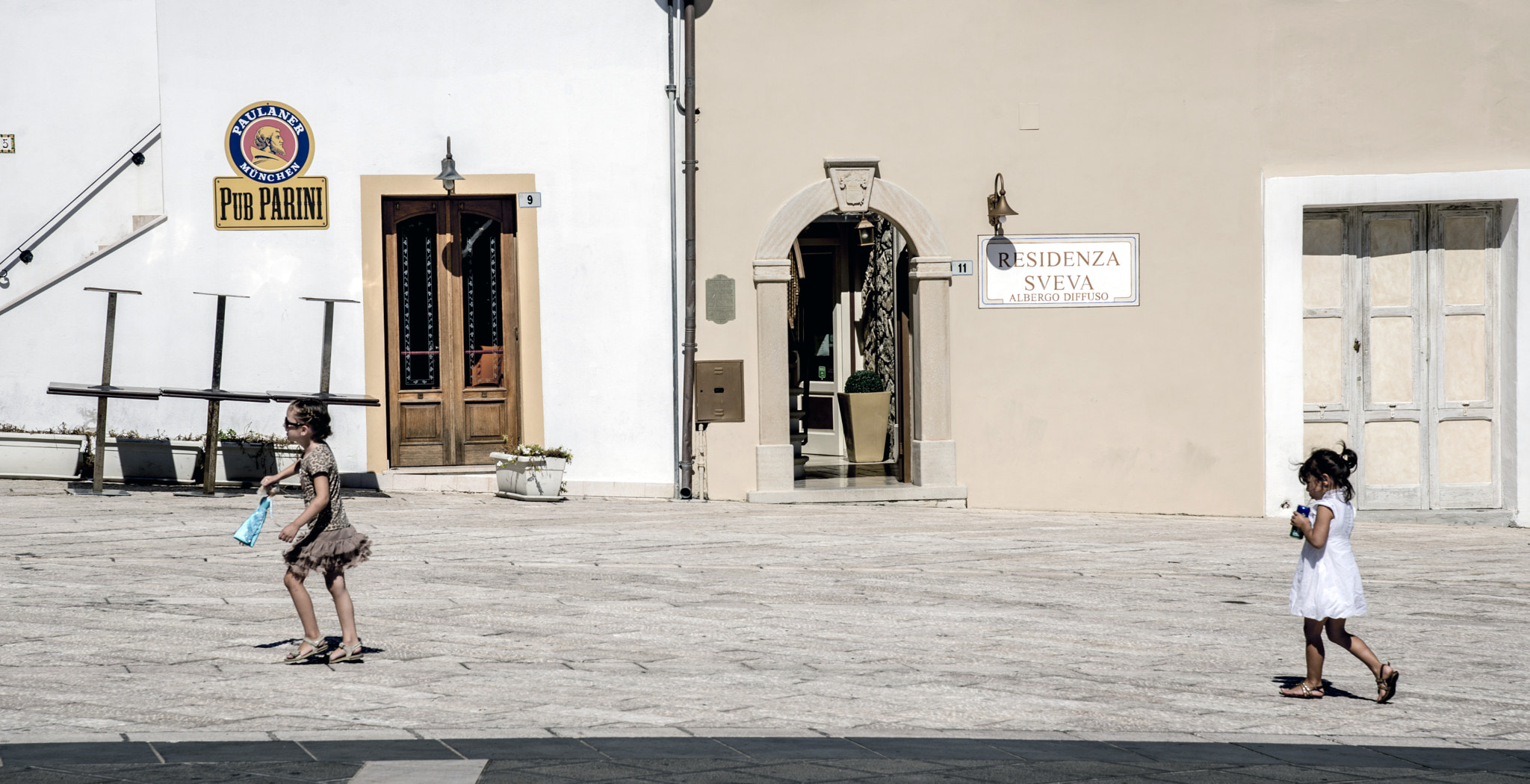 Nikon AF-S Nikkor 24-120mm F4G ED VR sample photo. Termoli, piazza duomo photography