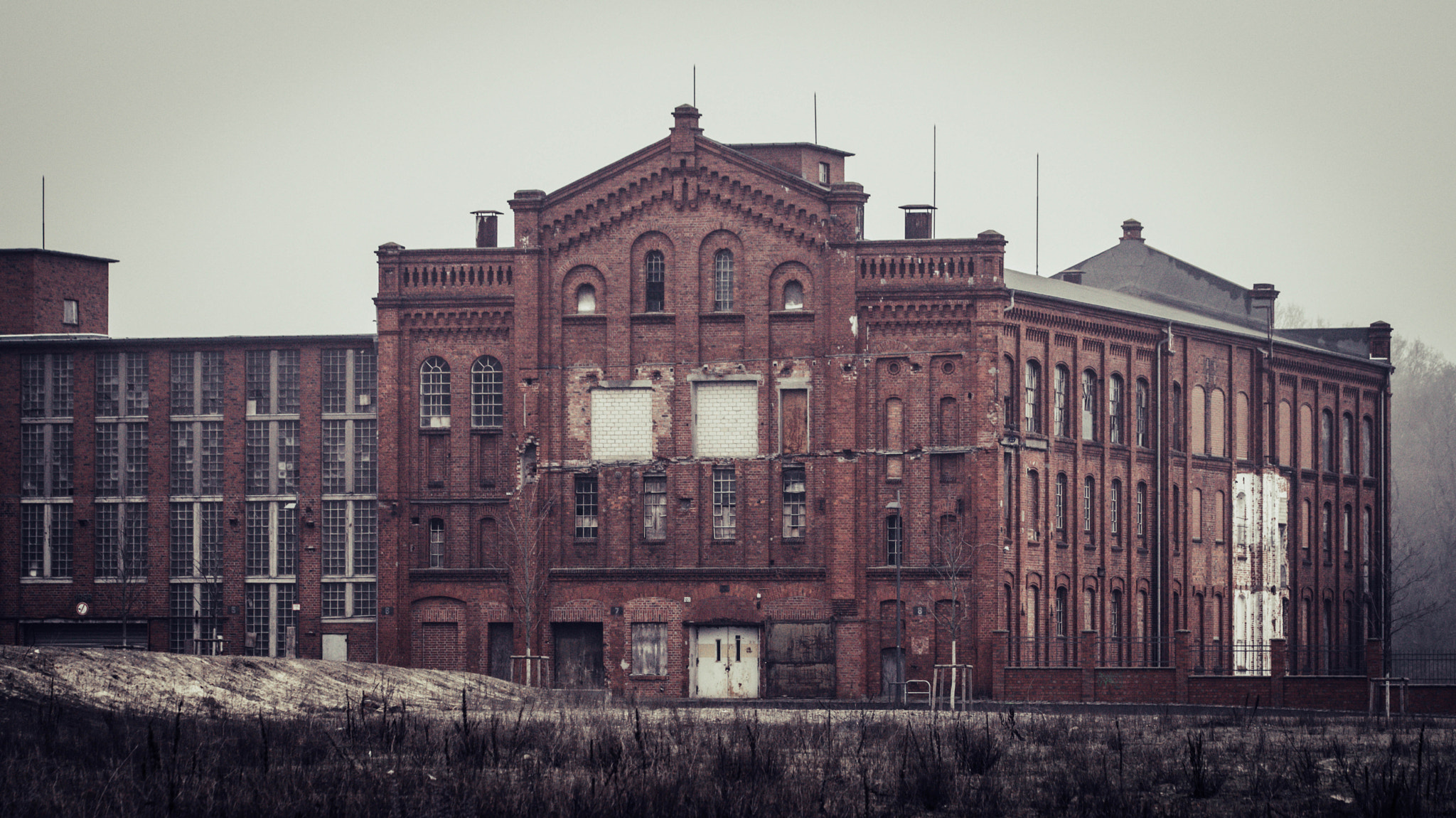 Sony SLT-A58 + 105mm F2.8 sample photo. Wide building photography