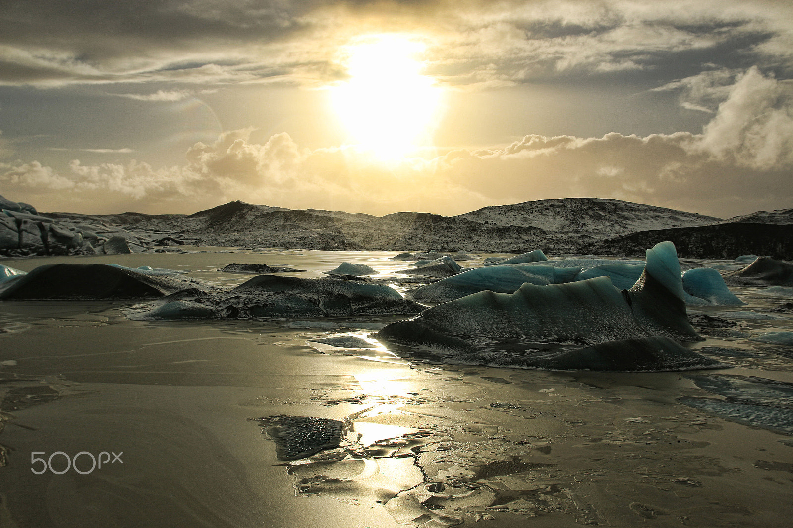 Canon EOS 70D + Sigma 17-70mm F2.8-4 DC Macro OS HSM sample photo. Skaftafell gletscher photography