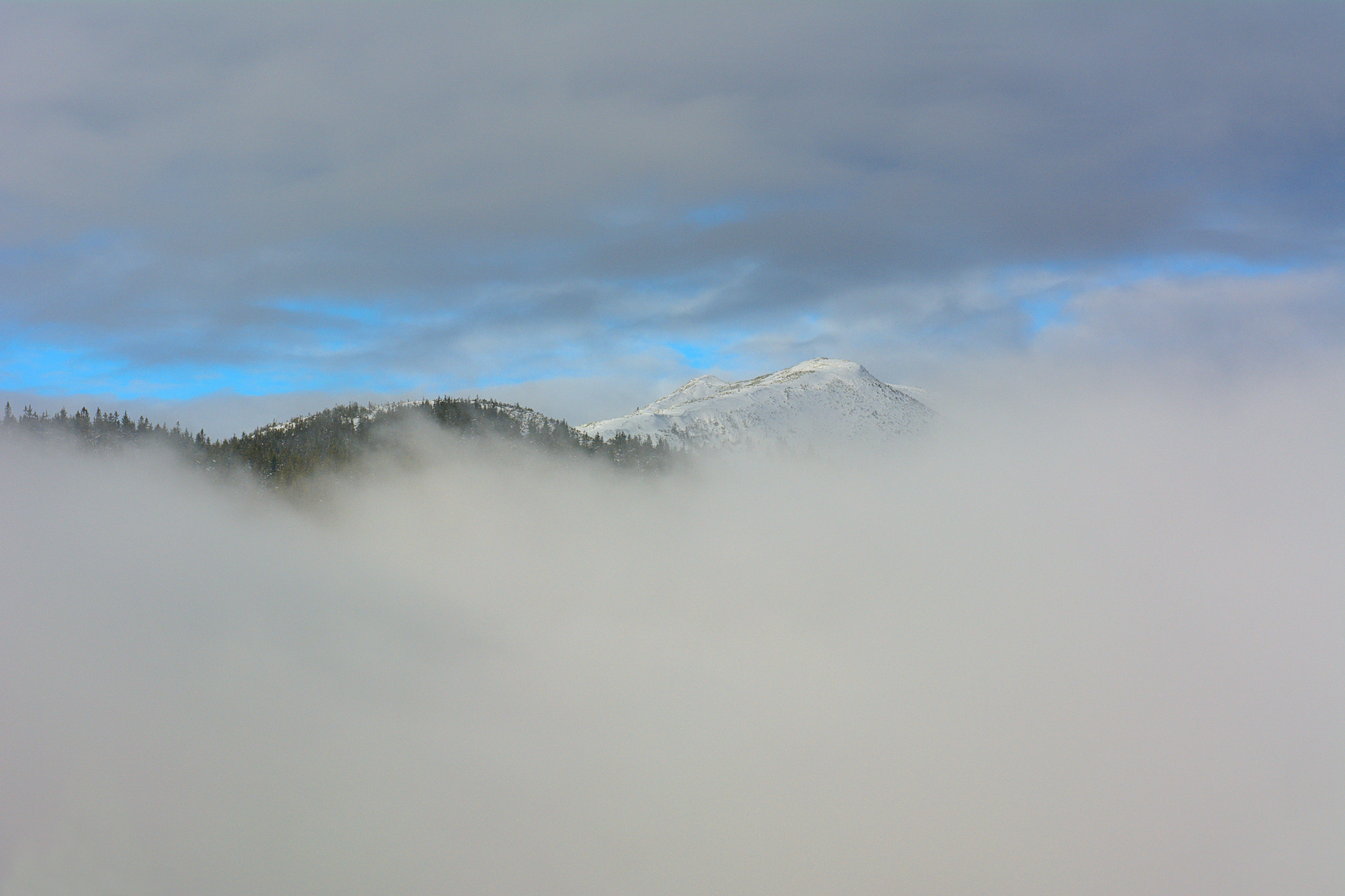 Nikon AF-S Nikkor 24-70mm F2.8G ED sample photo. Mountain and clouds photography