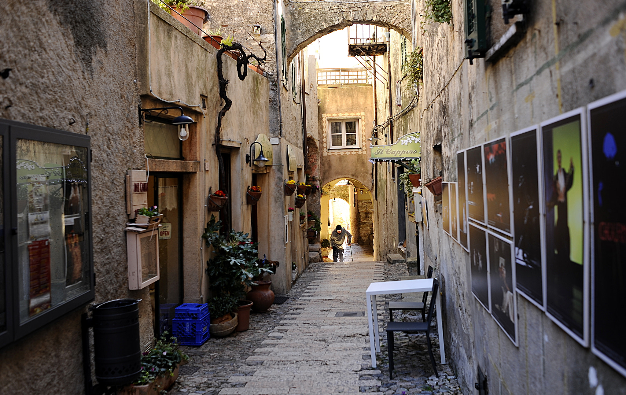 Manual Lens No CPU sample photo. N the alley photography