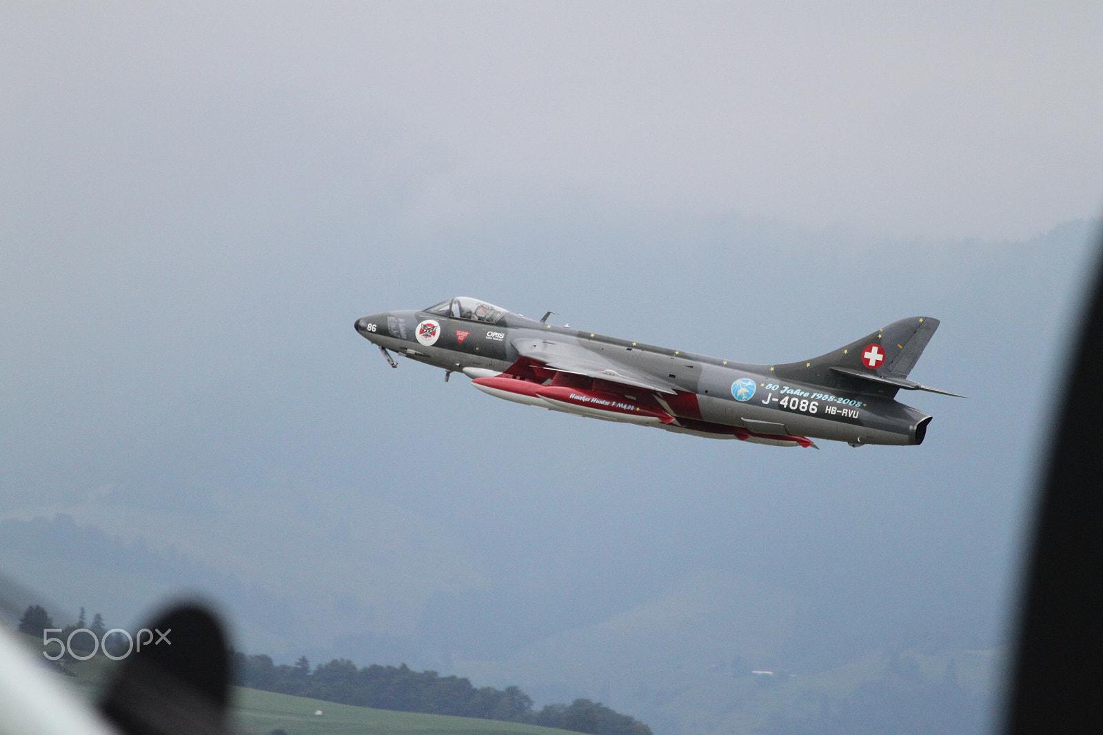 Canon EF 70-300mm F4-5.6 IS USM sample photo. Hawker hunter, 100th years of emmen airport, ch photography