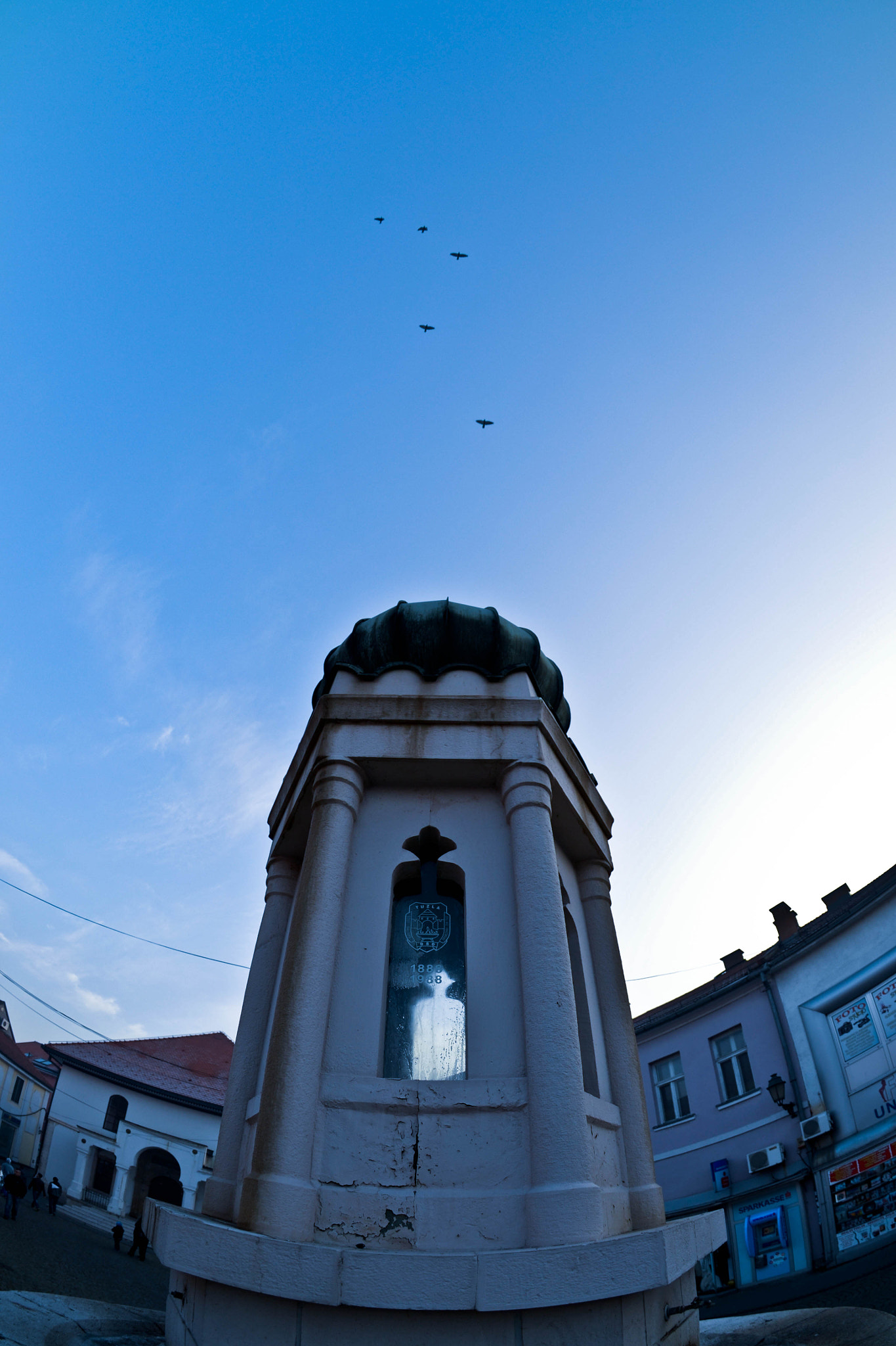 Nikon D3100 + Sigma 10mm F2.8 EX DC HSM Diagonal Fisheye sample photo. Tuzla's fountain, center of the city. photography