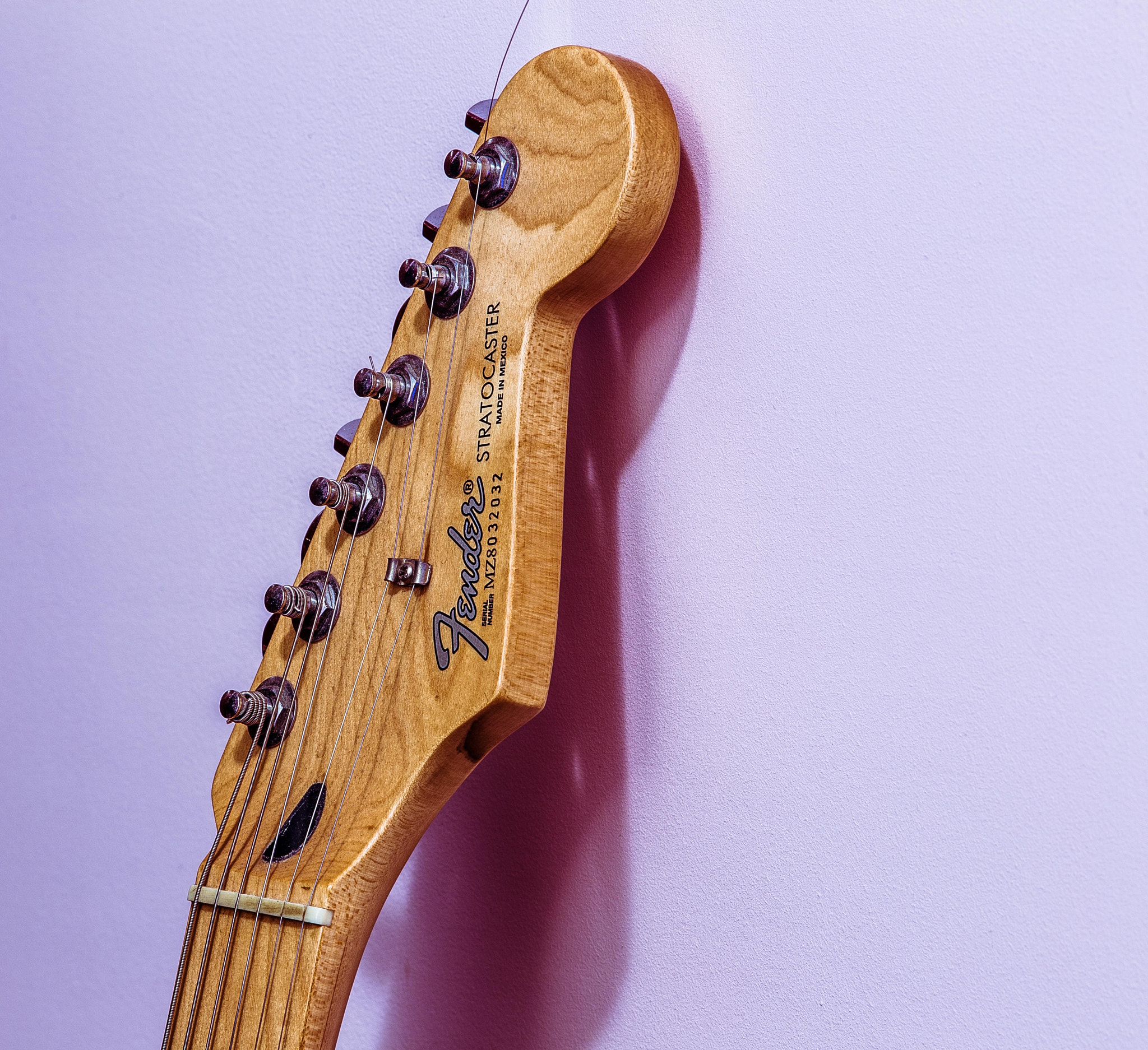 Canon EOS 6D + Canon EF 200mm F2.8L II USM sample photo. Lollipop strat photography