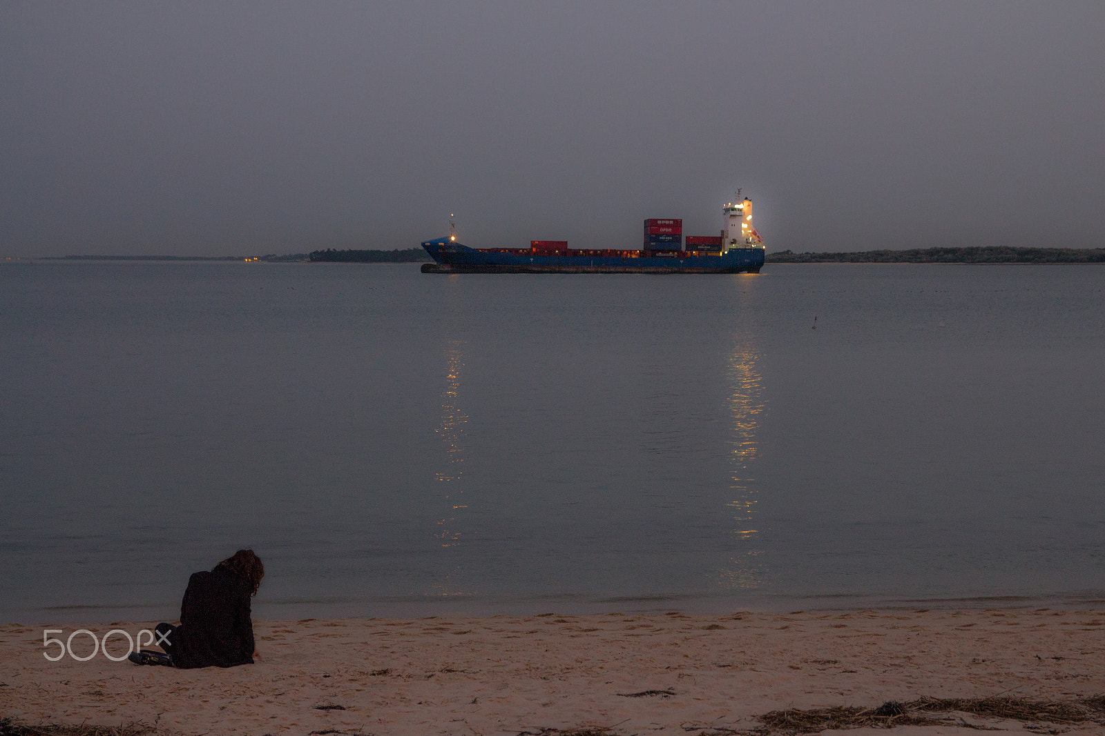 Canon EF-S 17-55mm F2.8 IS USM sample photo. Ships in the night photography