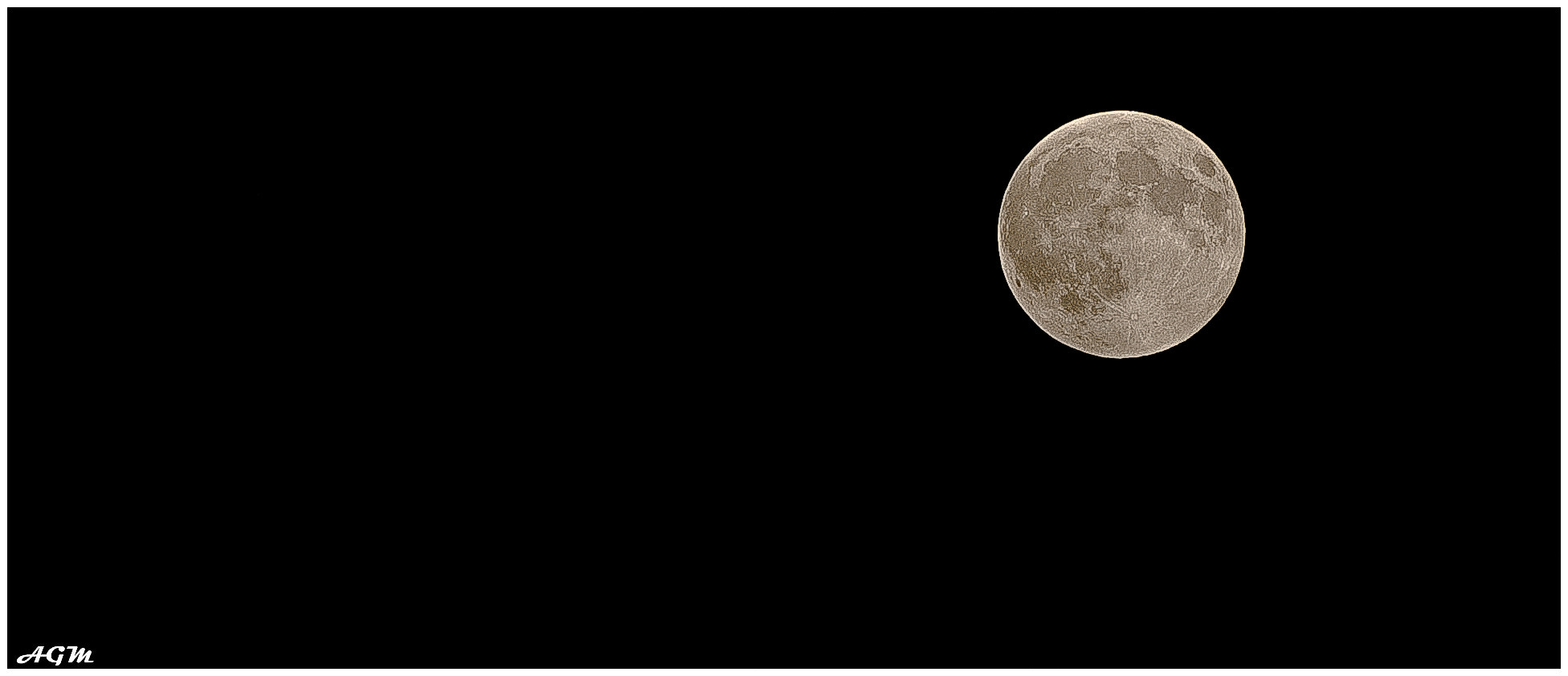 Sigma sample photo. The moon photography