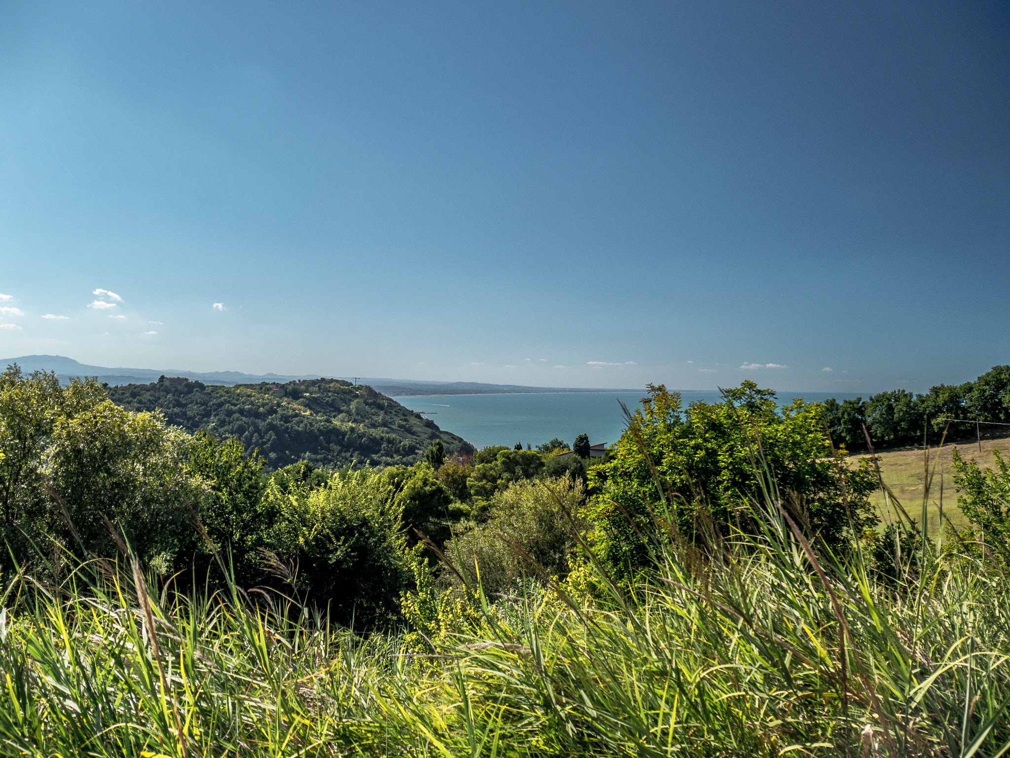 Panasonic Lumix DMC-G6 sample photo. The hills of gabicce monte photography