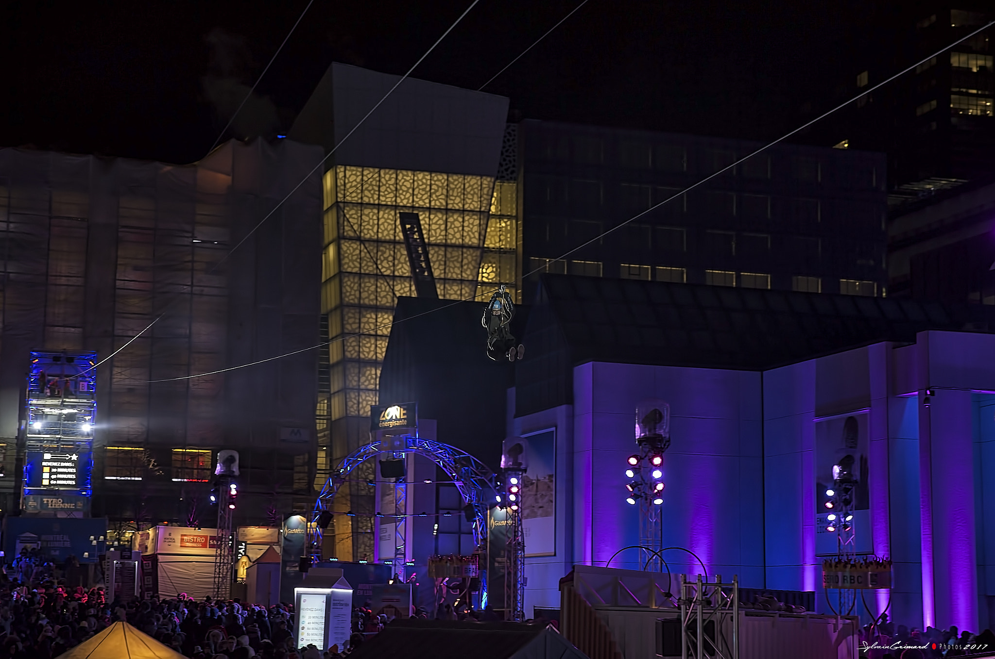 Canon EOS-1D X sample photo. Montreal light festival 2017 photography