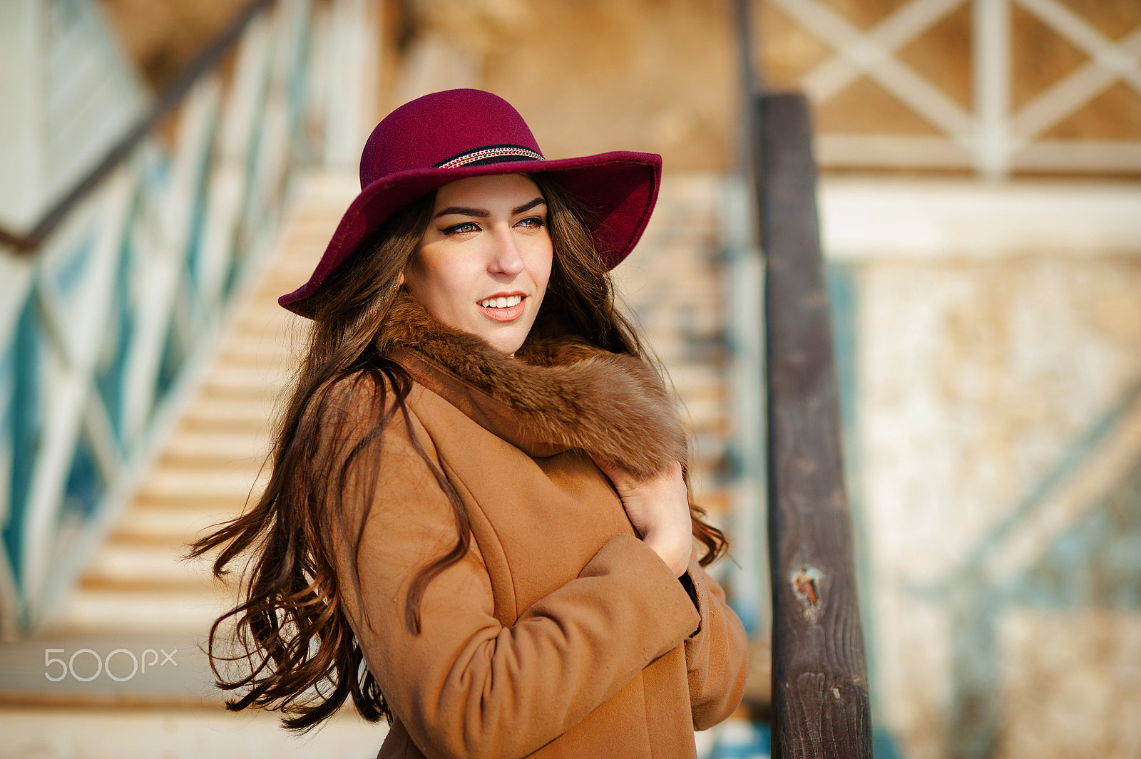 Nikon D700 + Nikon AF Nikkor 85mm F1.8D sample photo. Beautiful fashionable woman in a hat and coat posing photography