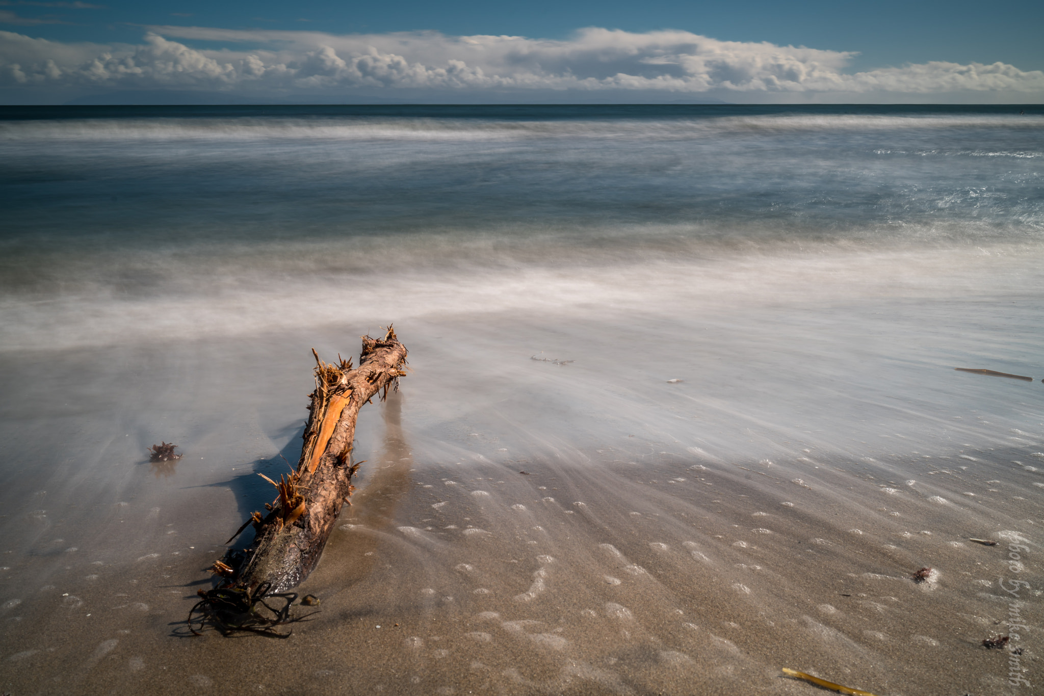Sony a7R II + Sony Distagon T* FE 35mm F1.4 ZA sample photo. Capitola beach photography