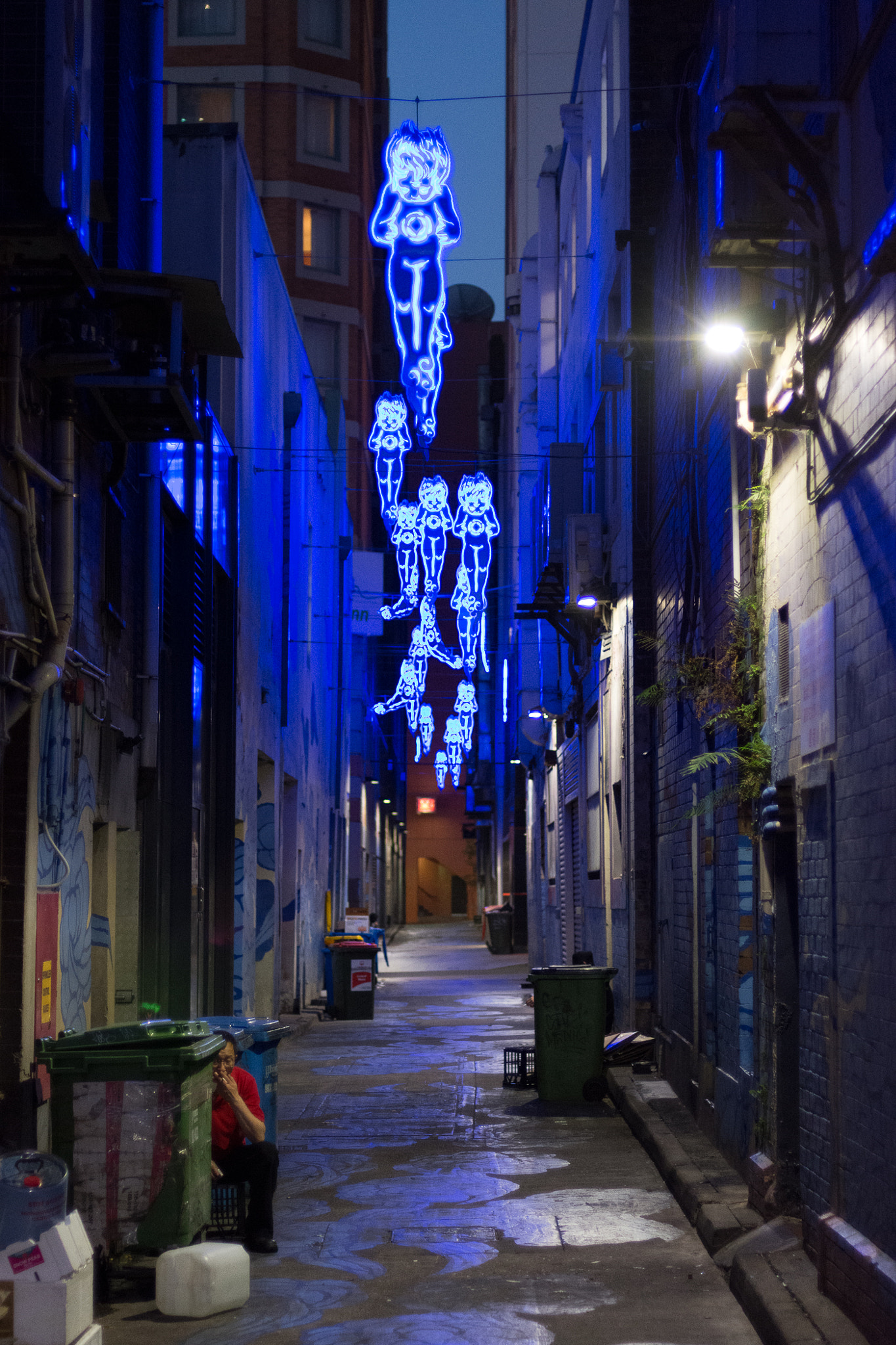 Nikon D7200 + Nikon AF Nikkor 50mm F1.4D sample photo. Blue alley photography