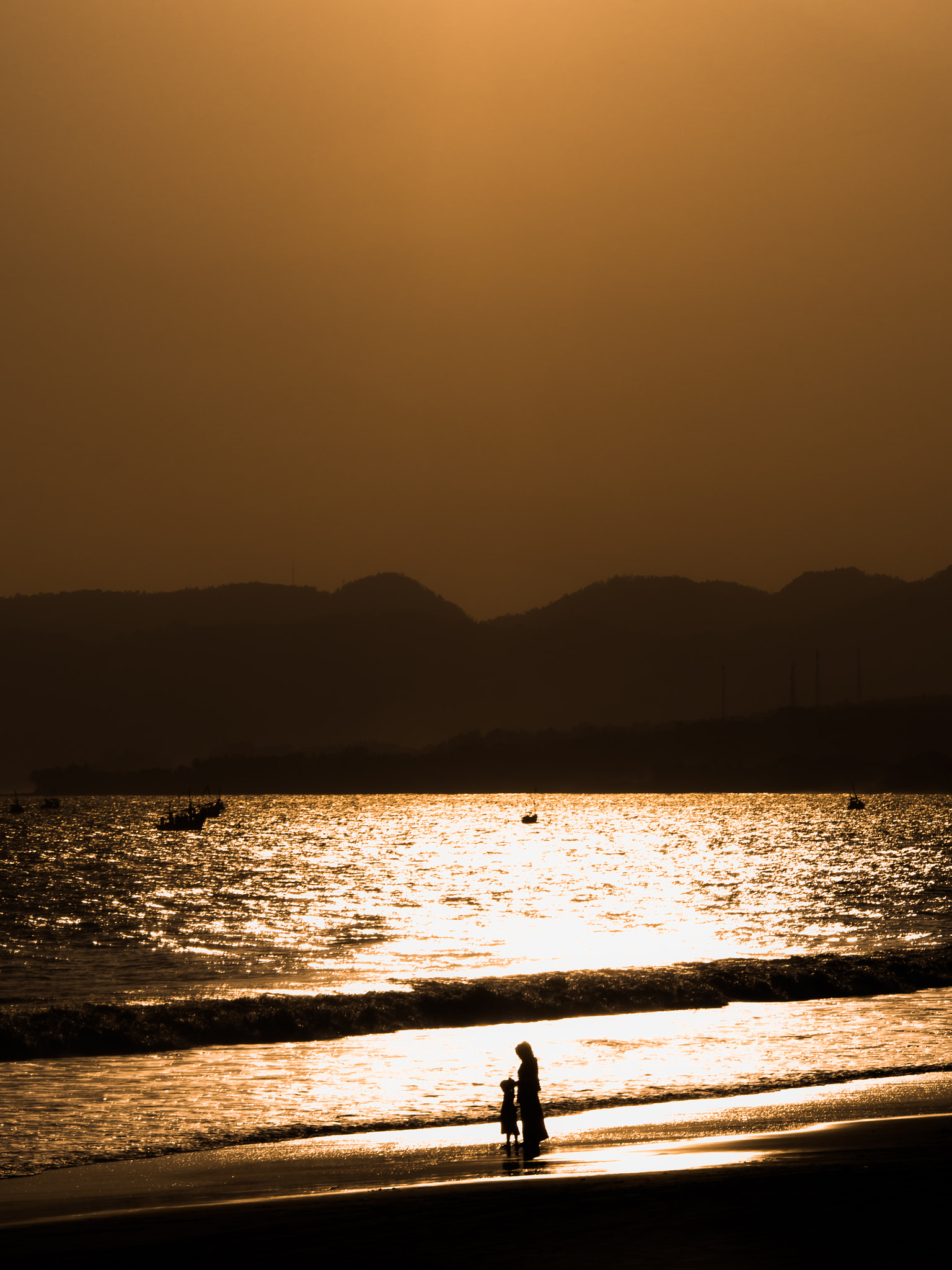 Olympus PEN E-P5 sample photo. Golden sunset at pelabuhan ratu photography