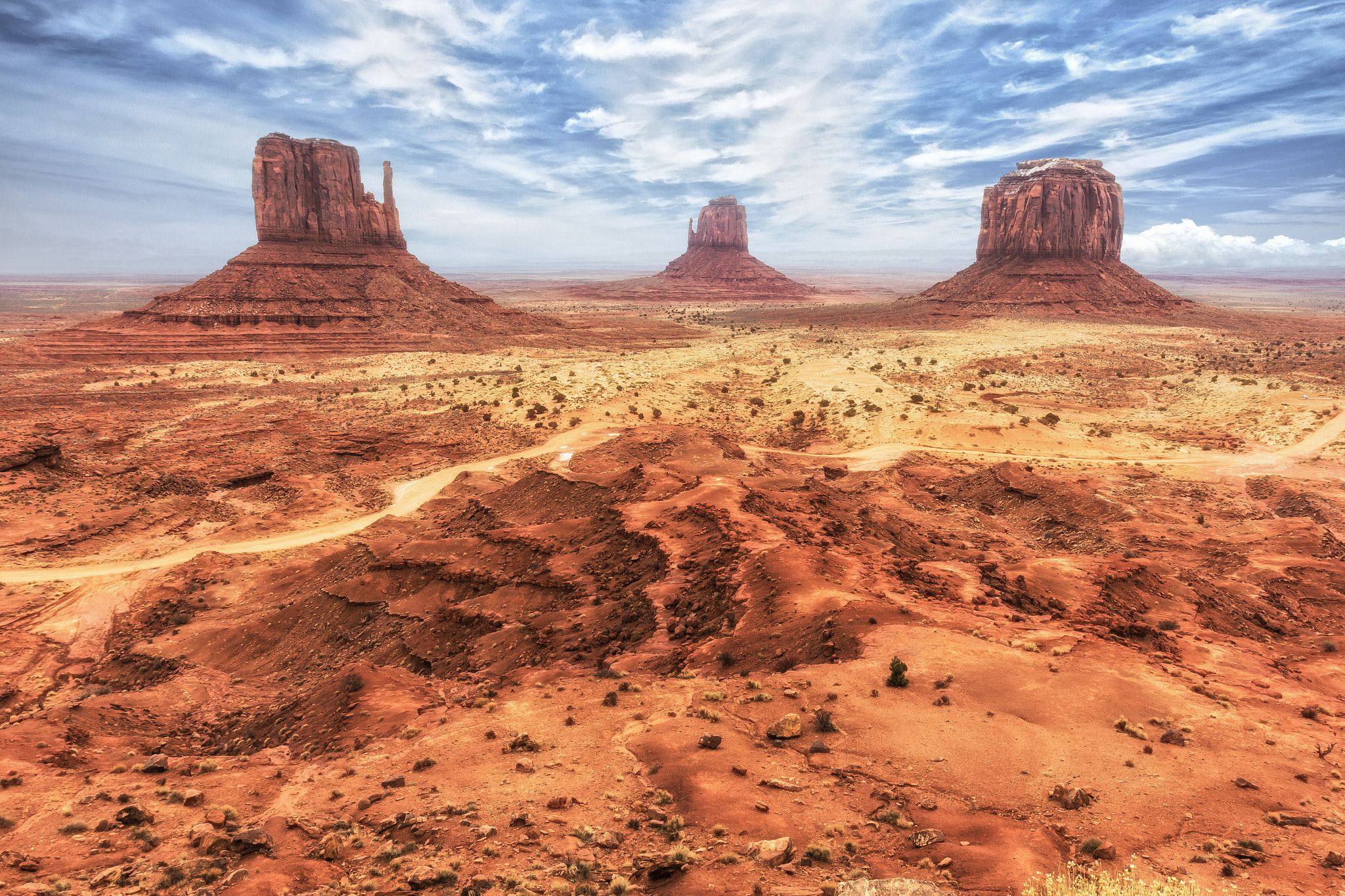 Canon EOS 60D + Canon EF 17-40mm F4L USM sample photo. Monument valley photography
