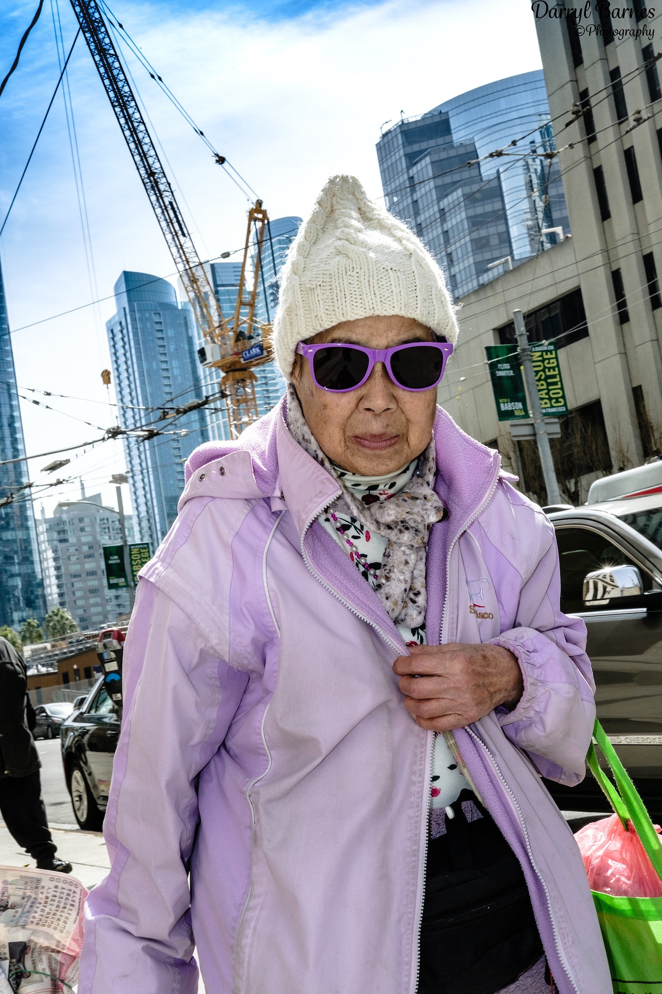Fujifilm X-Pro2 + Fujifilm XF 35mm F2 R WR sample photo. Lol (little old lady) photography