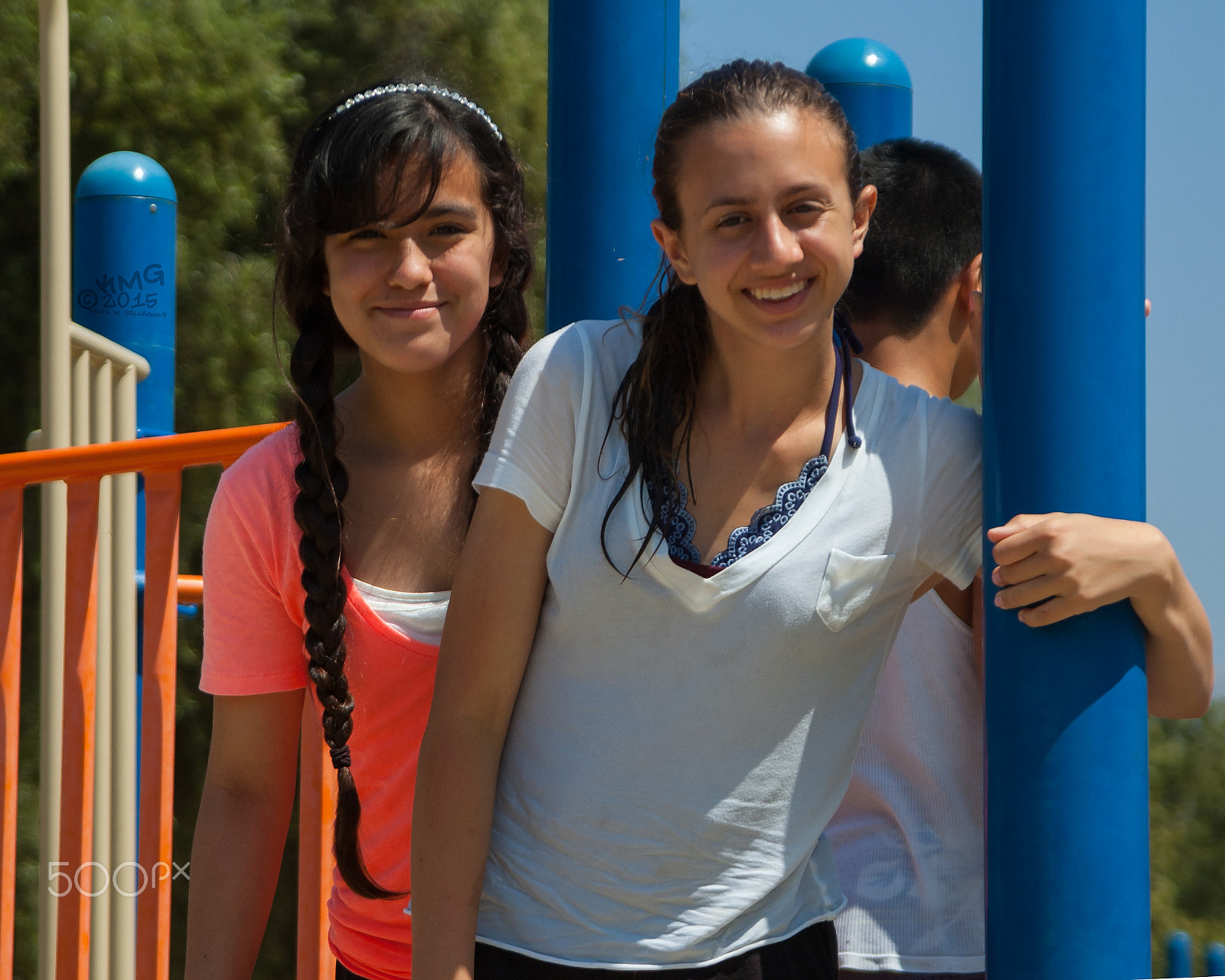 Nikon D70s sample photo. Two girls o photography