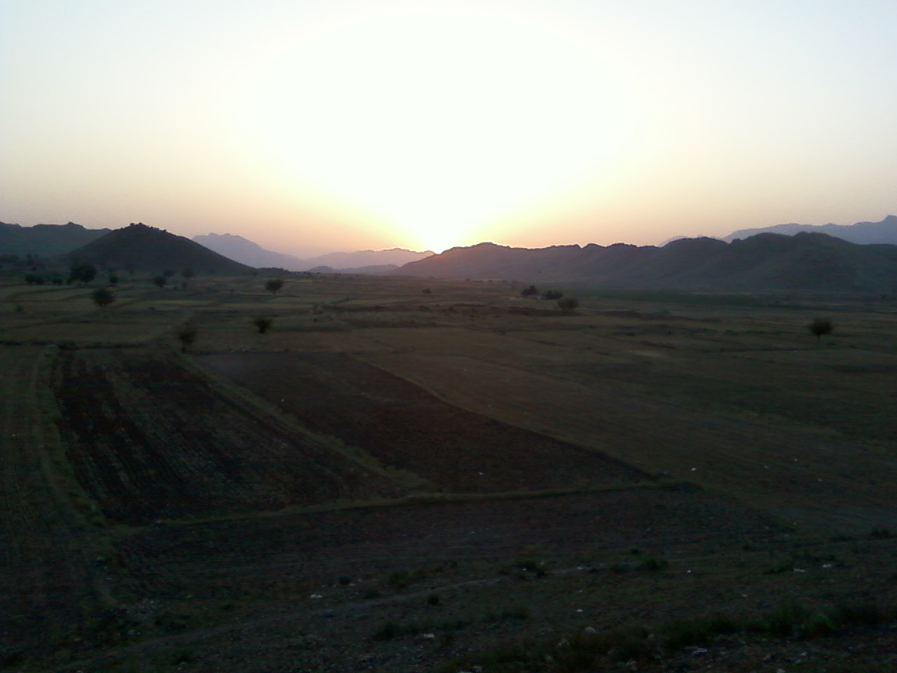 Samsung GT-C3222 sample photo. Explore pakistan photography