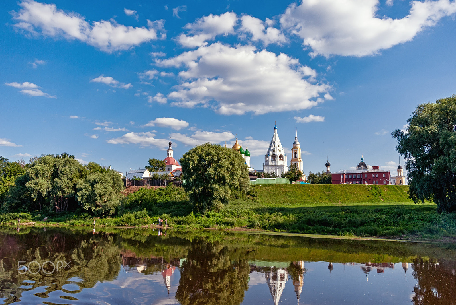 Nikon D700 sample photo. Church buildings in a sunny cloudy day on the banks of the moscow river city kolomna moscow region photography