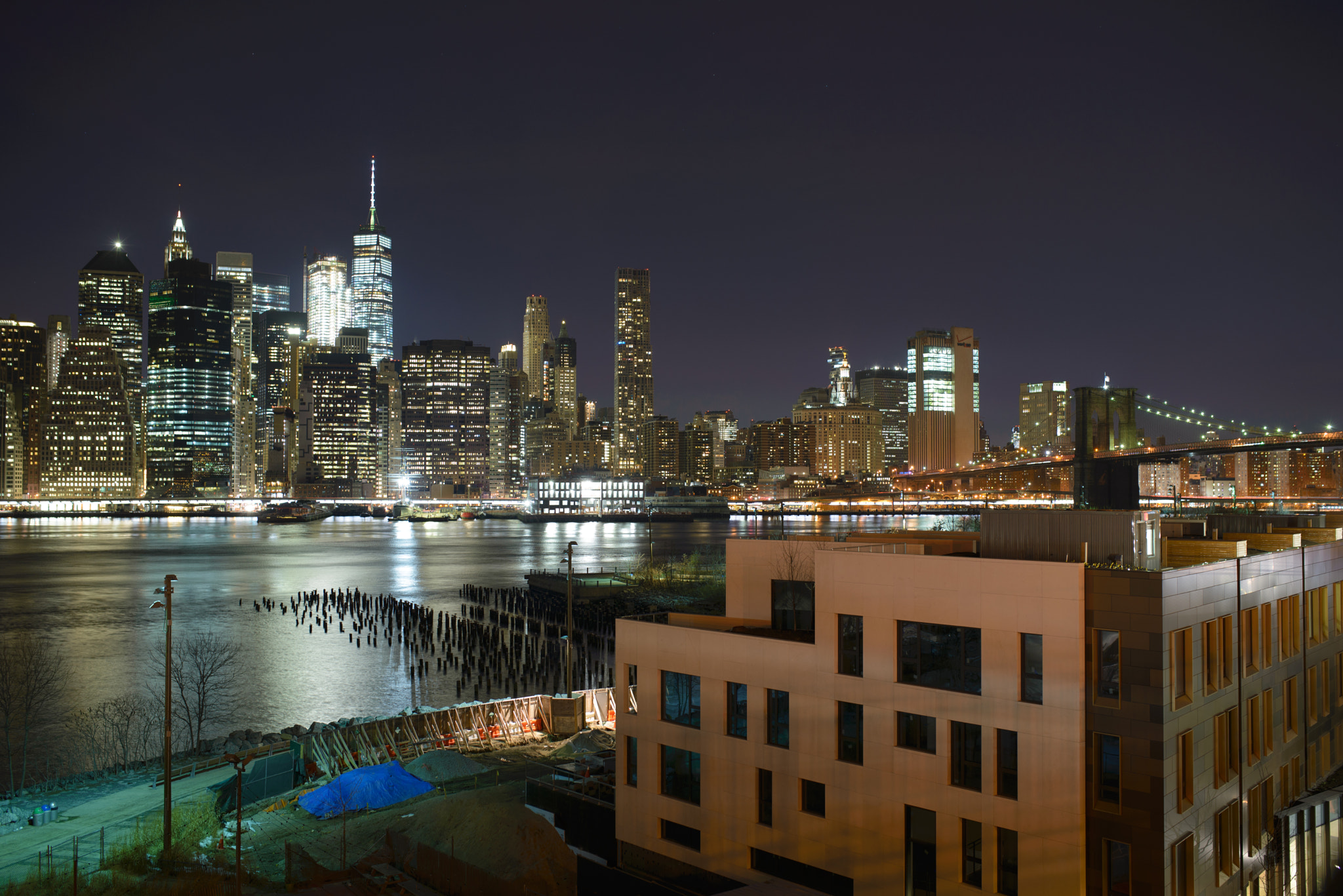 Nikon D600 + Sigma 35mm F1.4 DG HSM Art sample photo. Look to manhattan from brooklyn heights photography