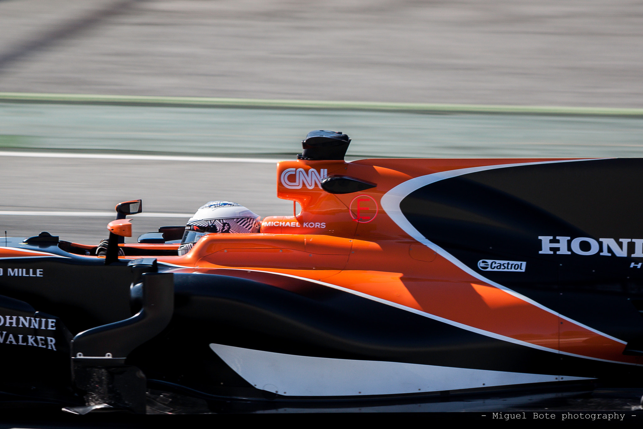 Canon EF-S 55-250mm F4-5.6 IS sample photo. The man, the beast!! ©️miguel bote photography