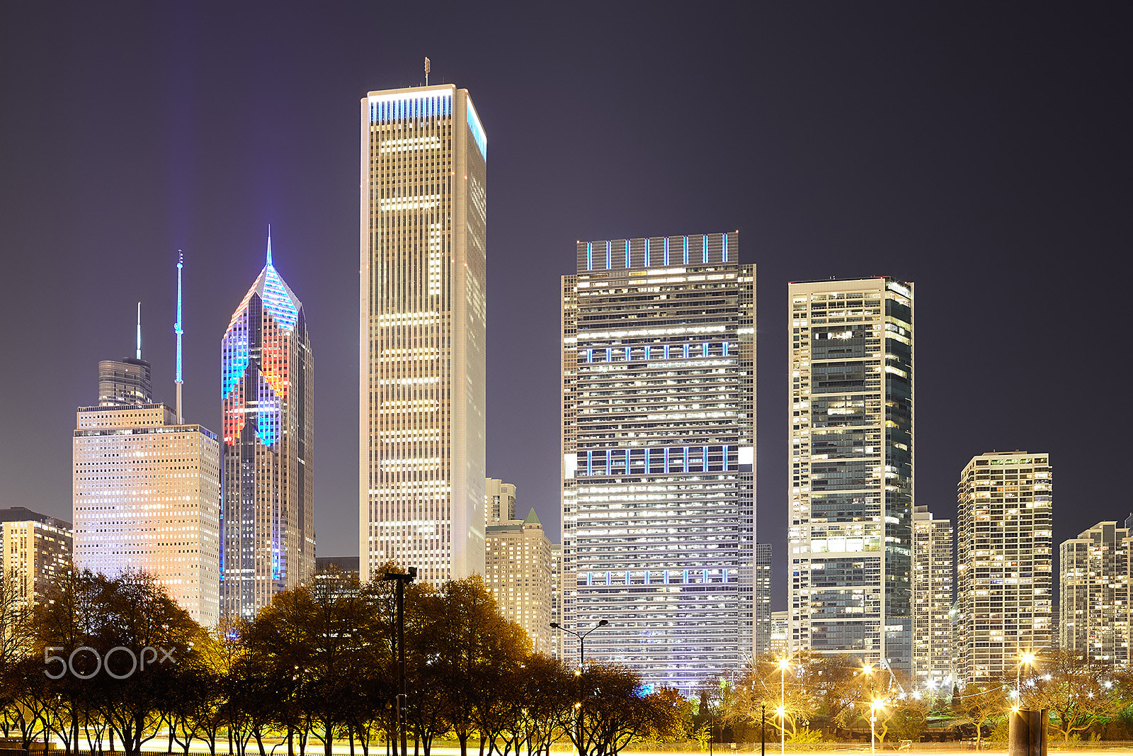 Canon EF 35mm F2 IS USM sample photo. Glass towers photography