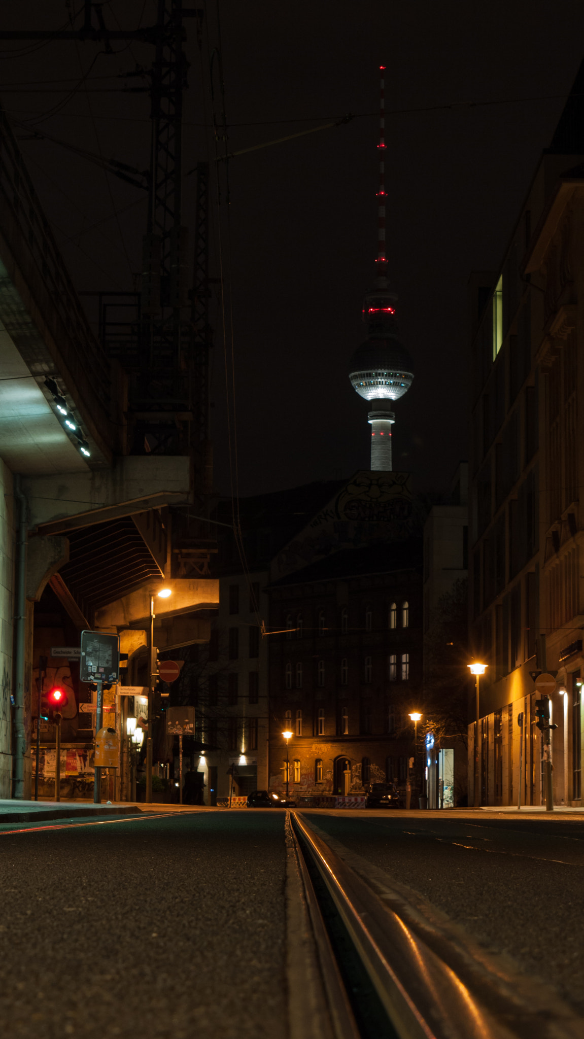 Panasonic Lumix DMC-G1 sample photo. Sinister streets of berlin photography
