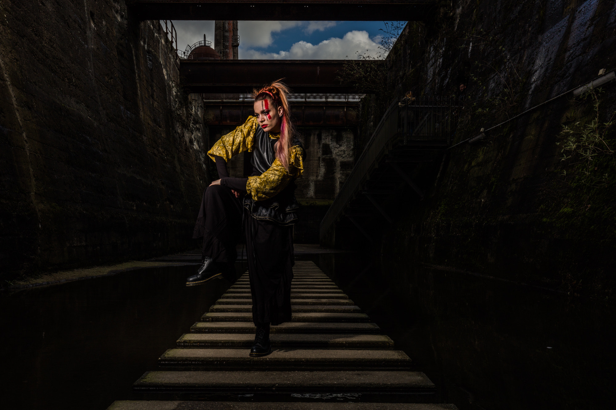 Canon EF 16-35mm F4L IS USM sample photo. Leading lines photography